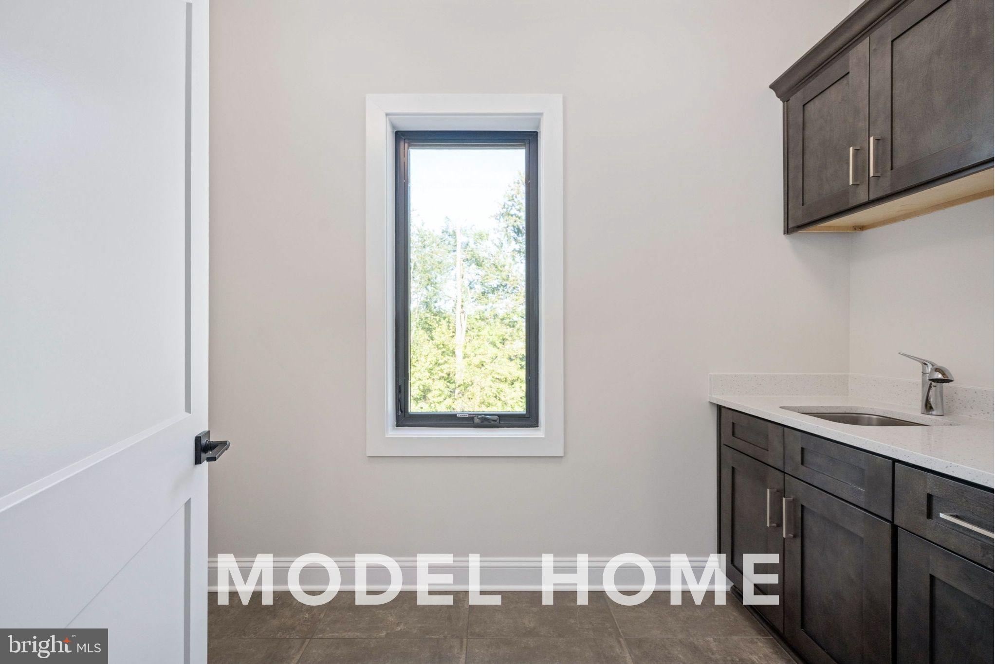 PIMMIT HILLS - Residential