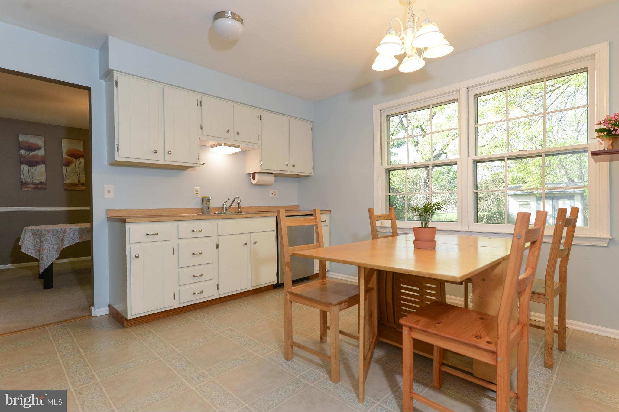 SURREY RIDGE - Residential