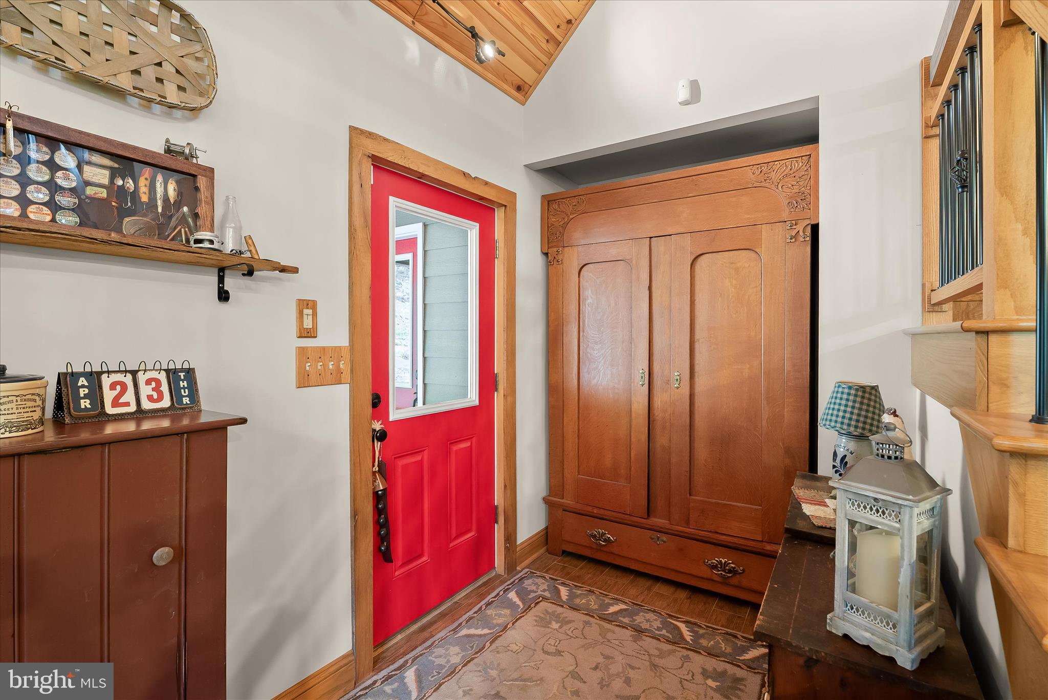 MYERSVILLE - Residential