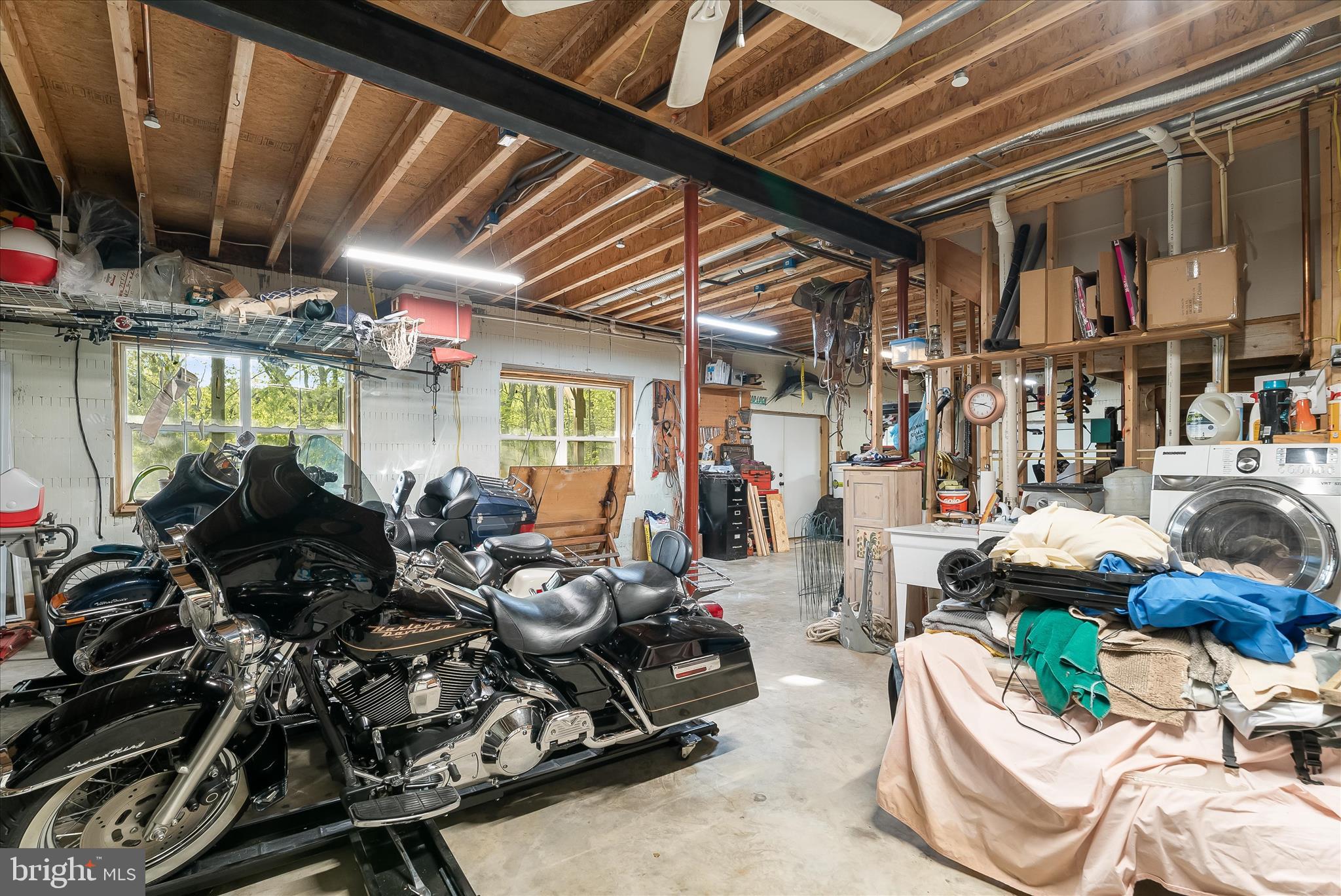 MYERSVILLE - Residential