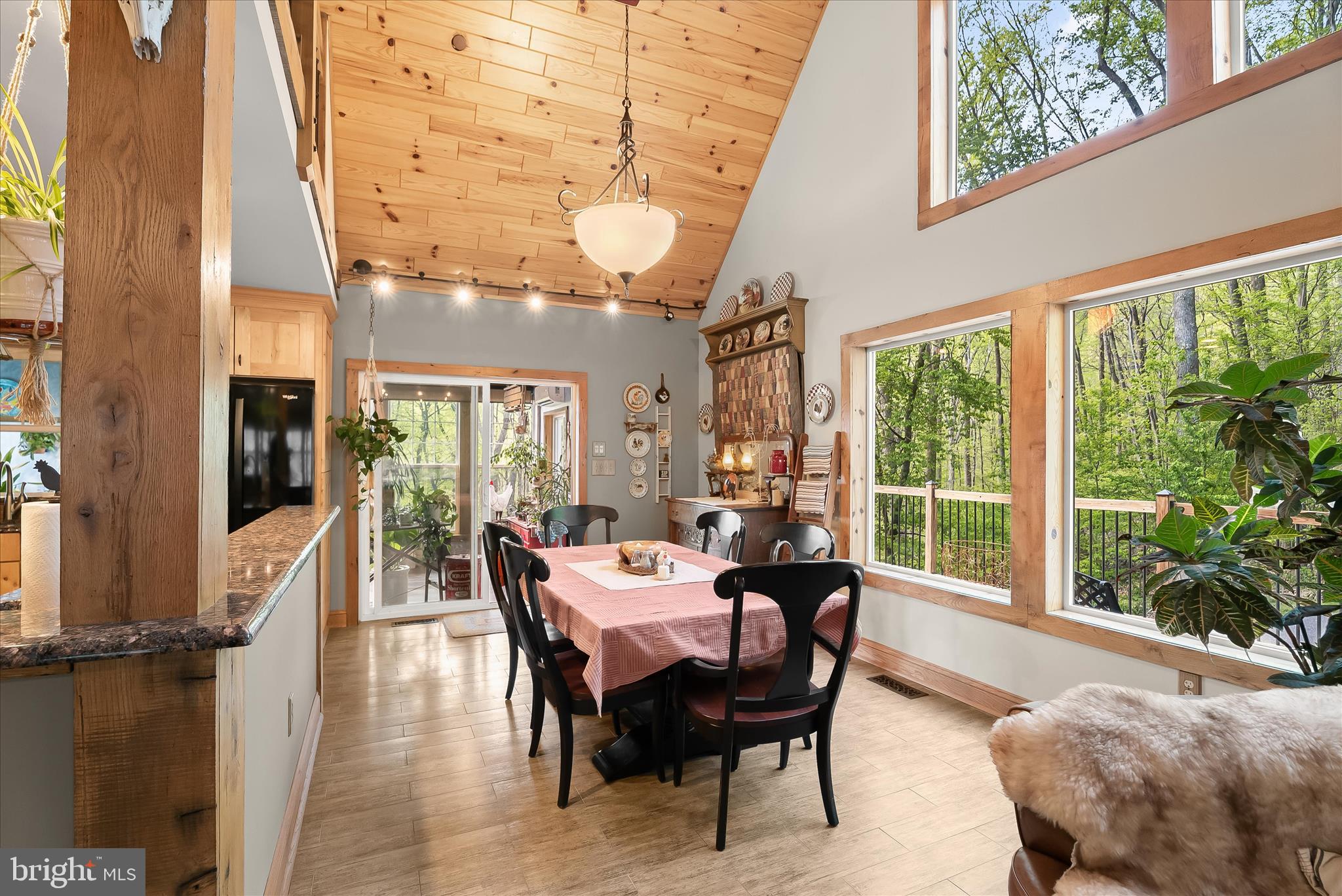 MYERSVILLE - Residential