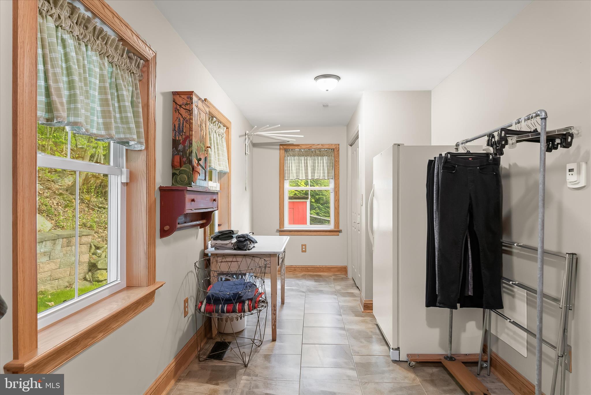 MYERSVILLE - Residential