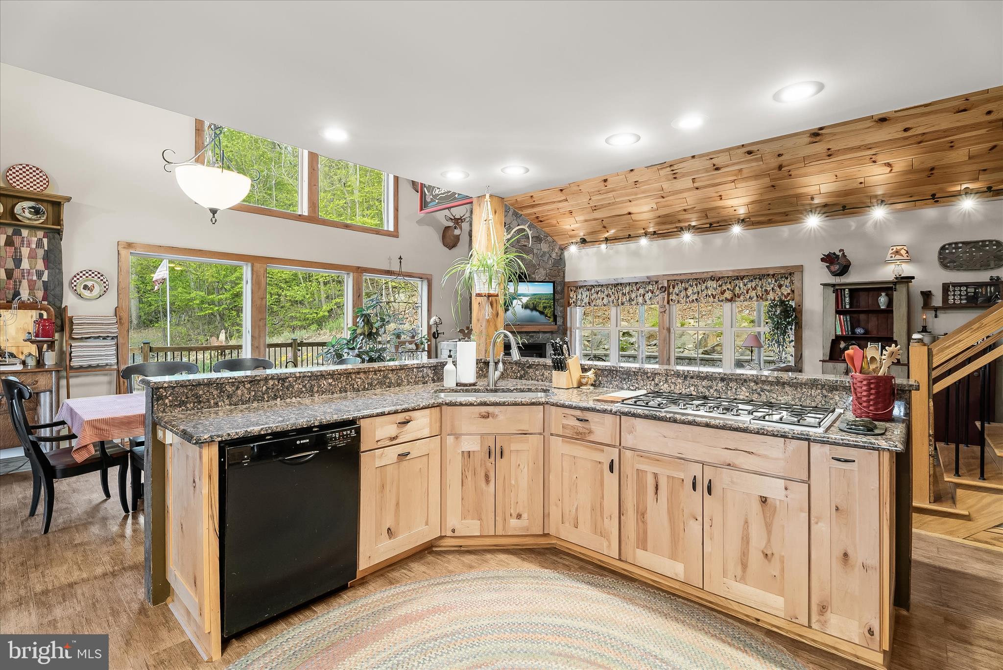 MYERSVILLE - Residential