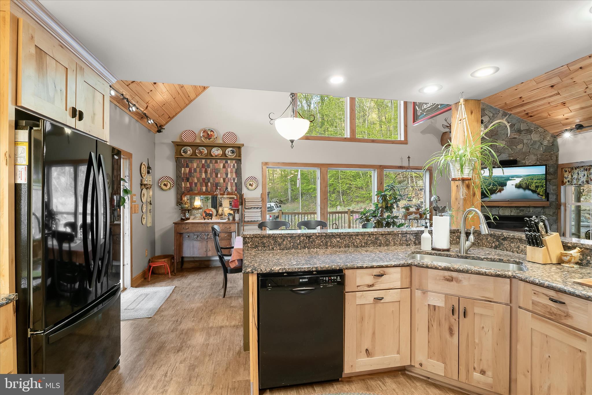 MYERSVILLE - Residential