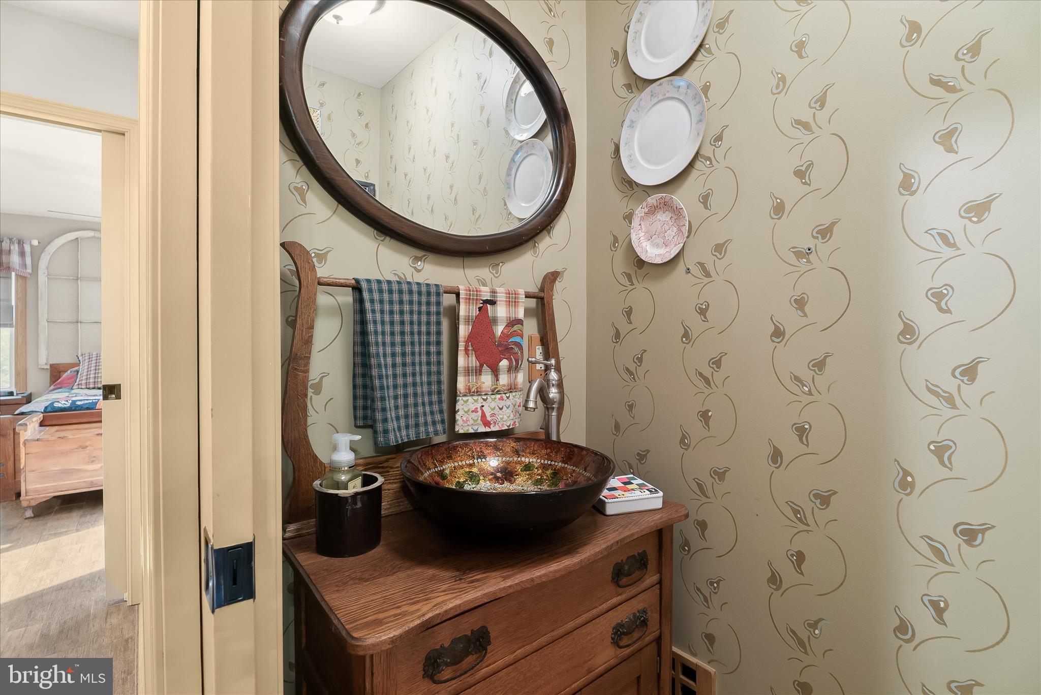 MYERSVILLE - Residential