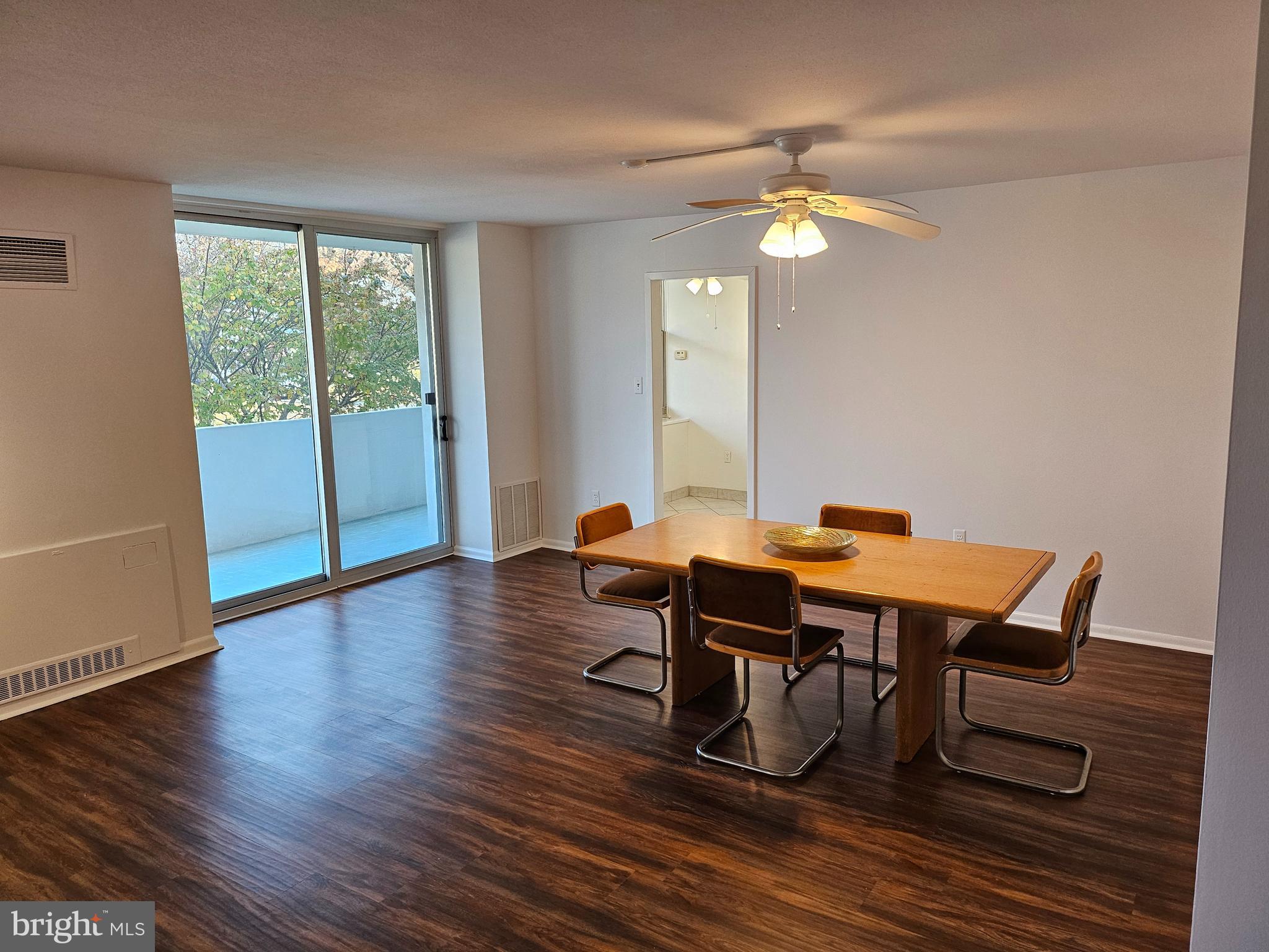 ELKINS PARK - Residential