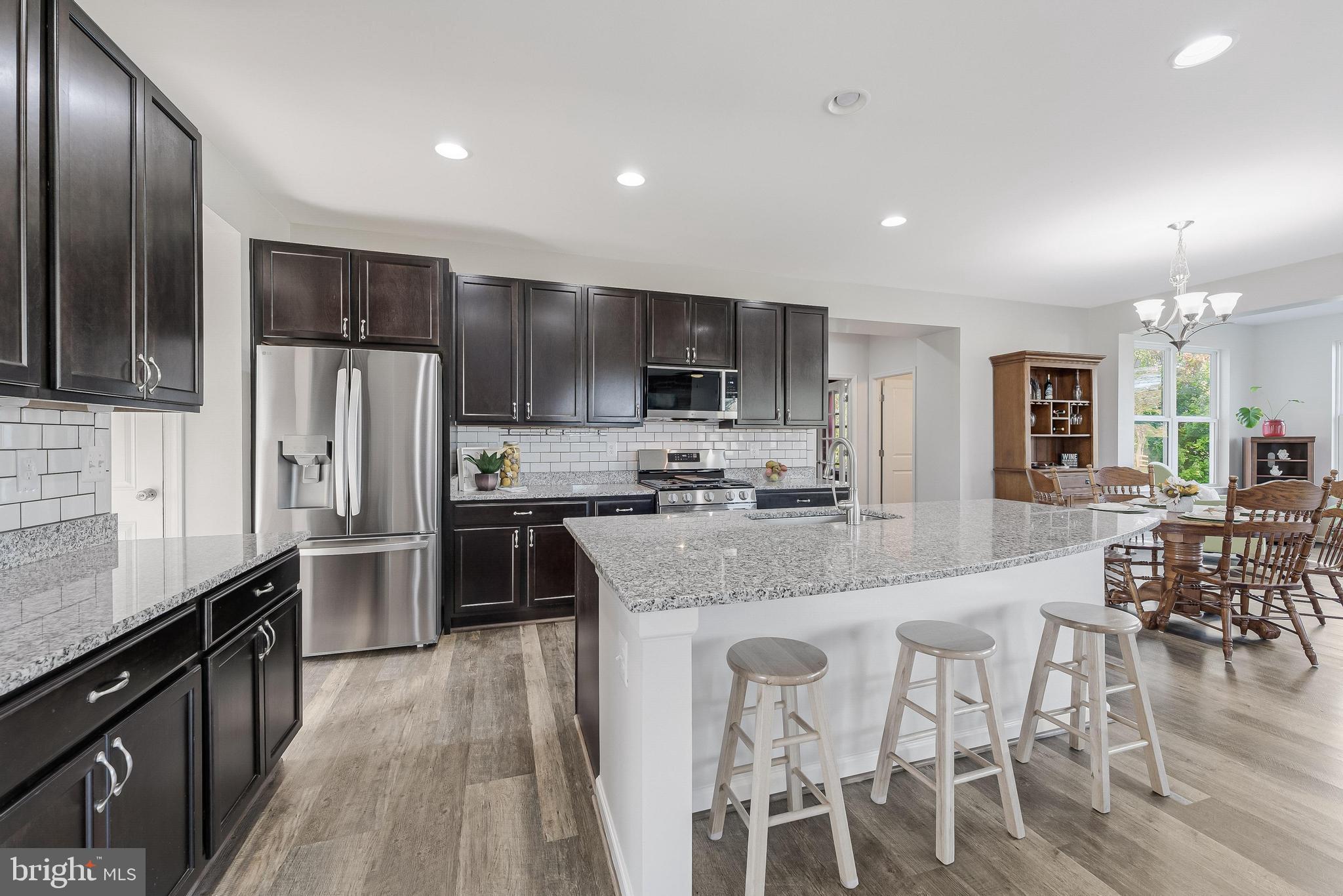 DUTCHMANS CREEK HAMLET - Residential