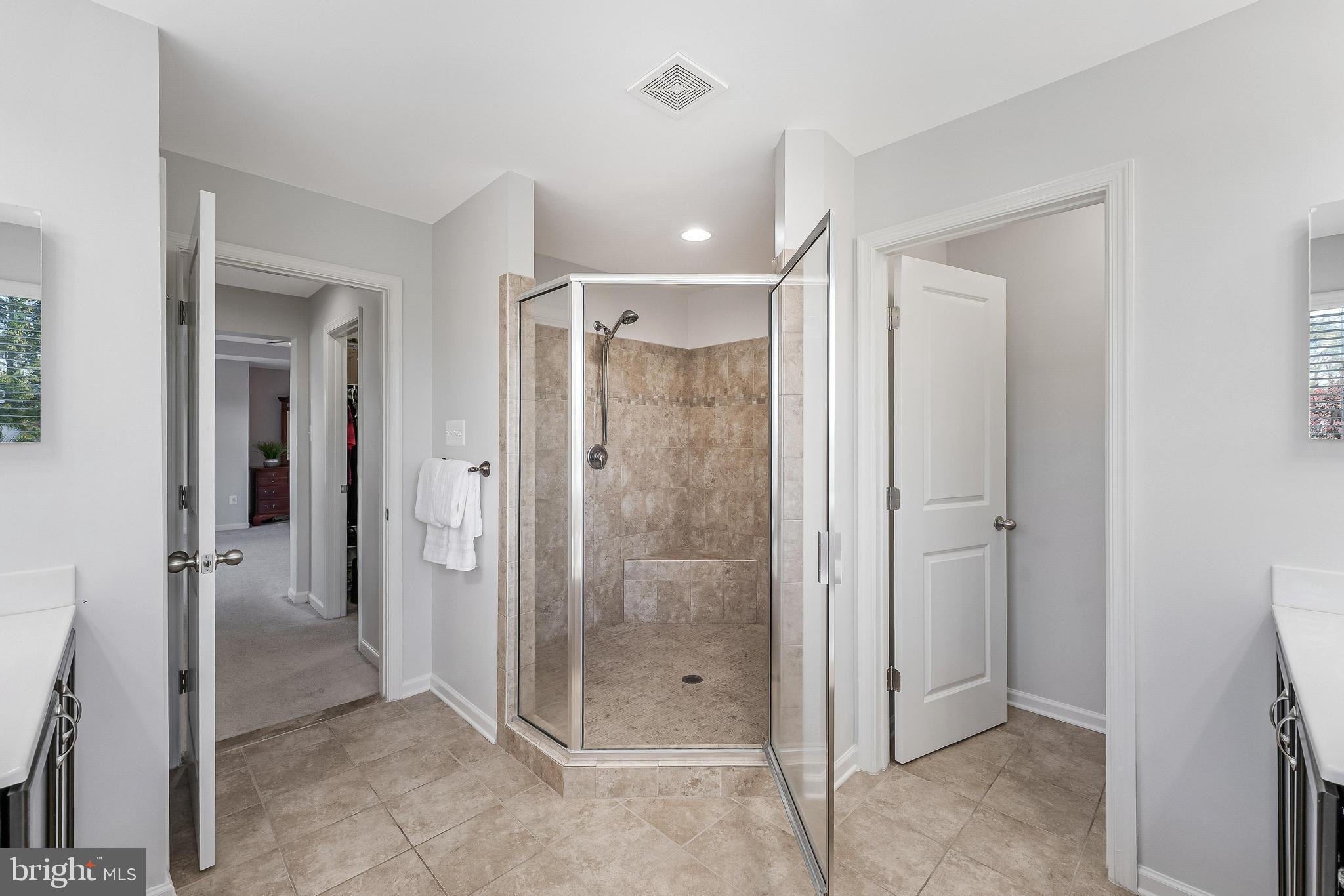 DUTCHMANS CREEK HAMLET - Residential