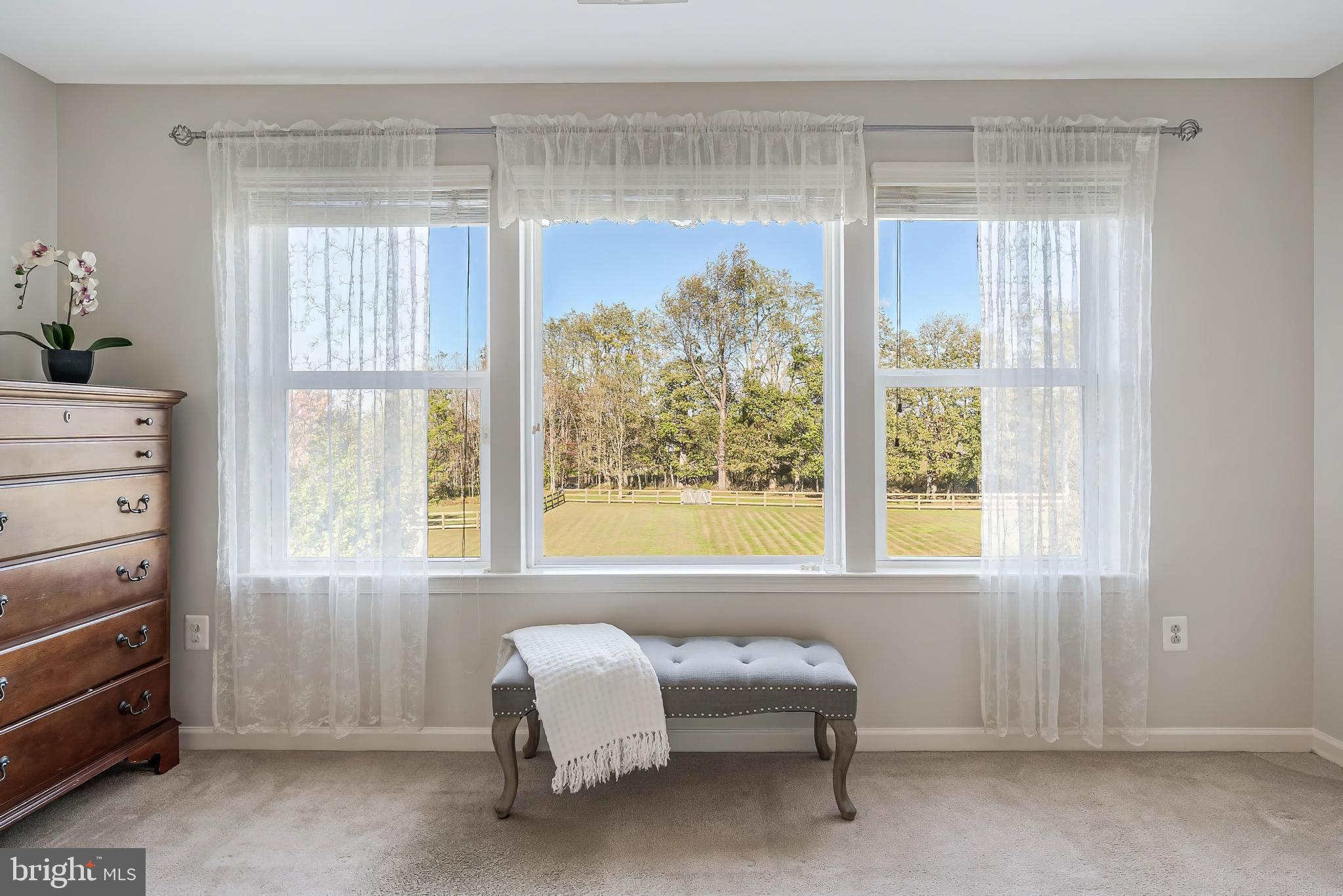 DUTCHMANS CREEK HAMLET - Residential