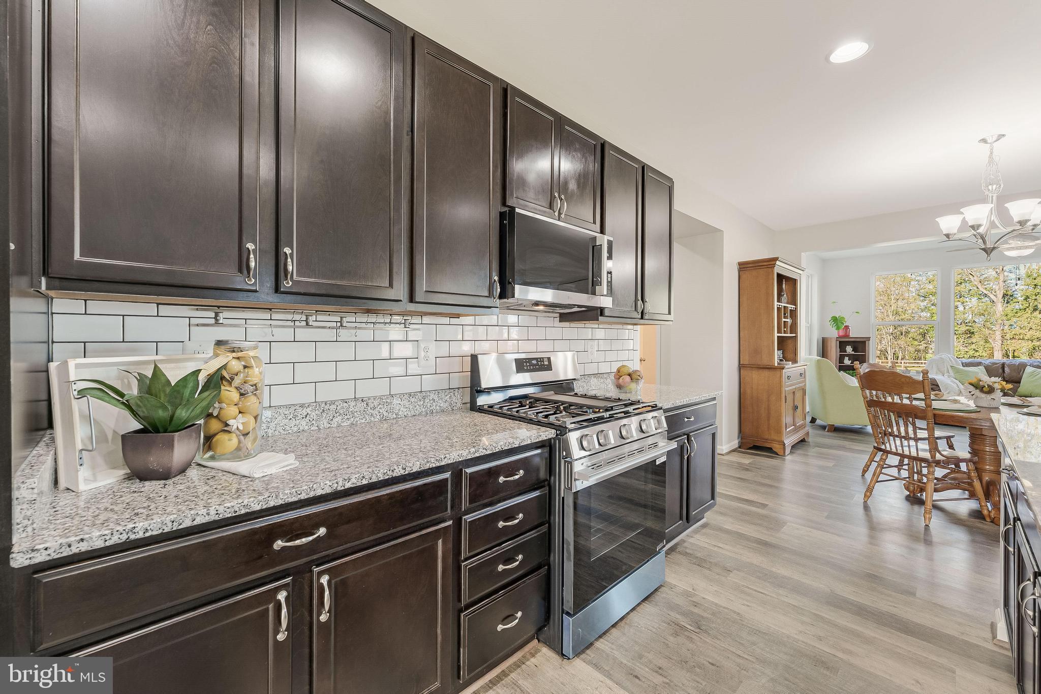 DUTCHMANS CREEK HAMLET - Residential