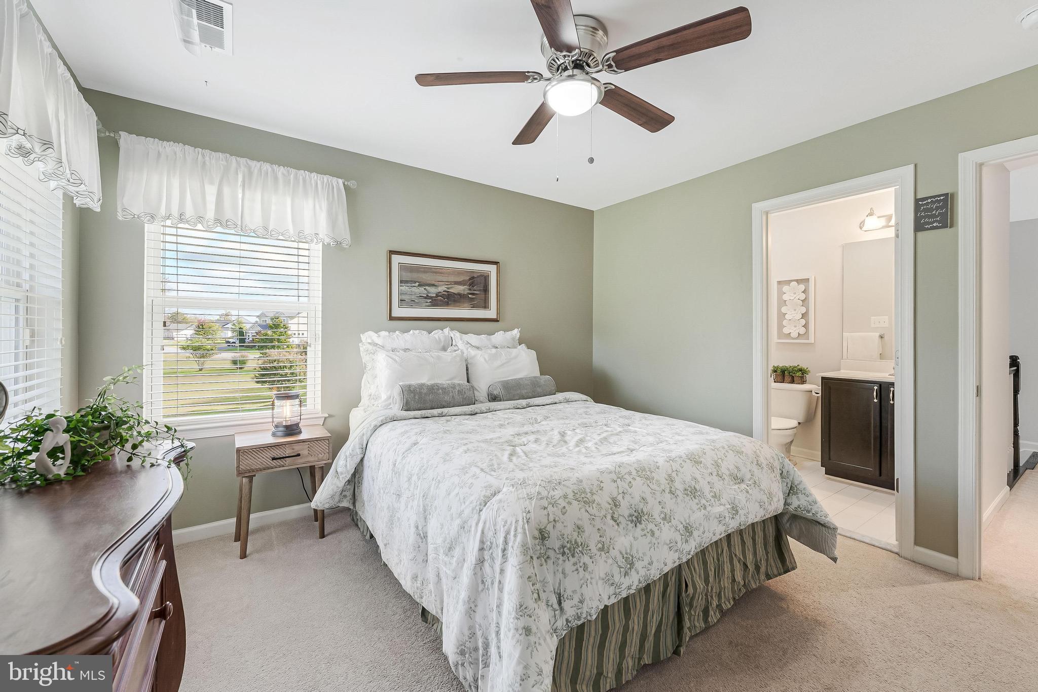 DUTCHMANS CREEK HAMLET - Residential