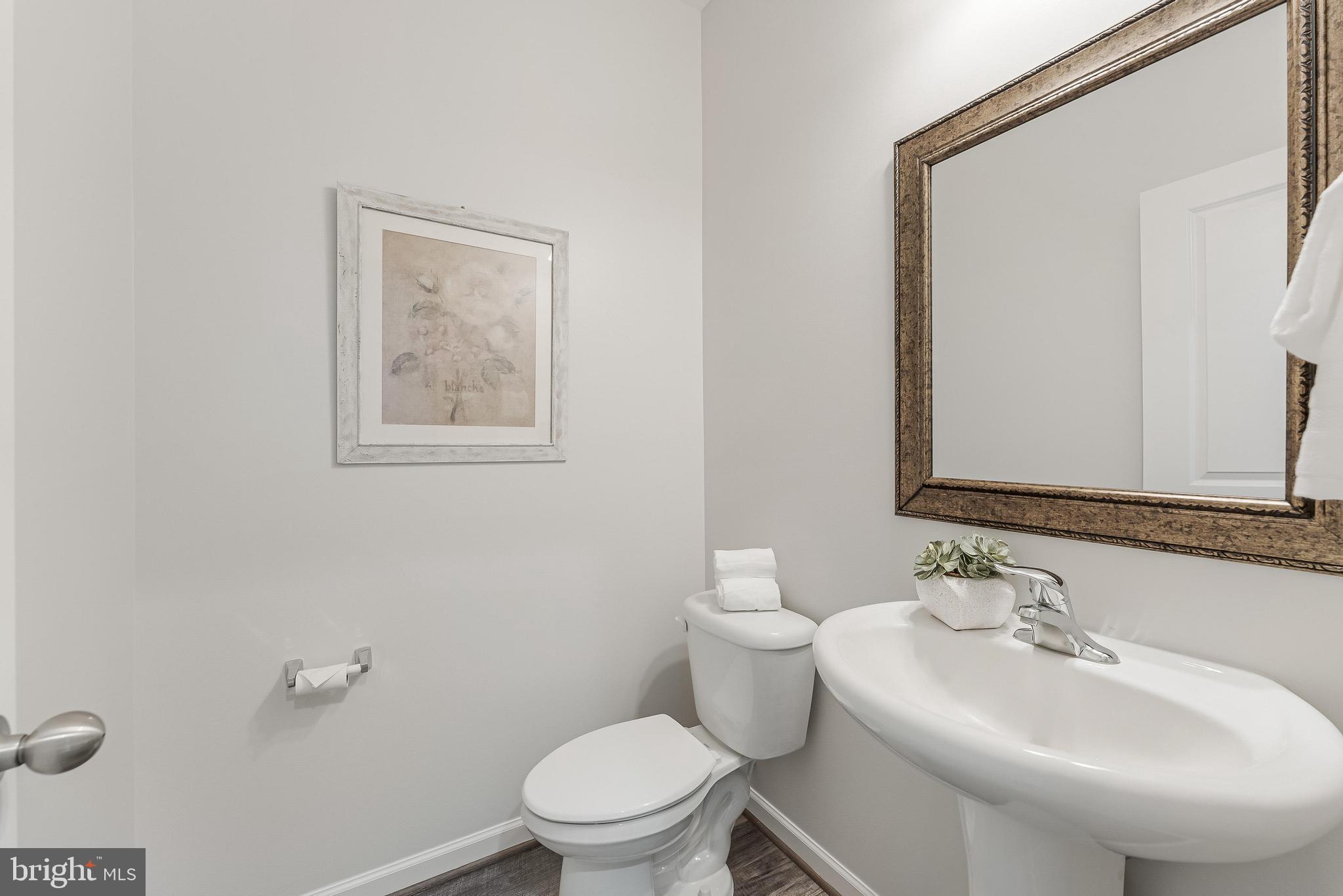 DUTCHMANS CREEK HAMLET - Residential