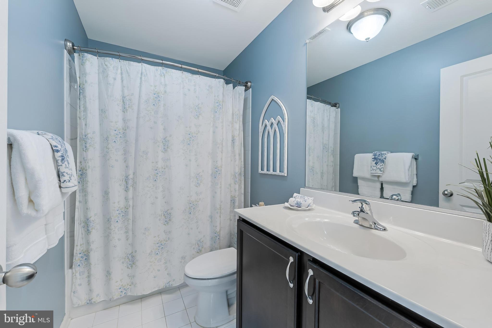 DUTCHMANS CREEK HAMLET - Residential