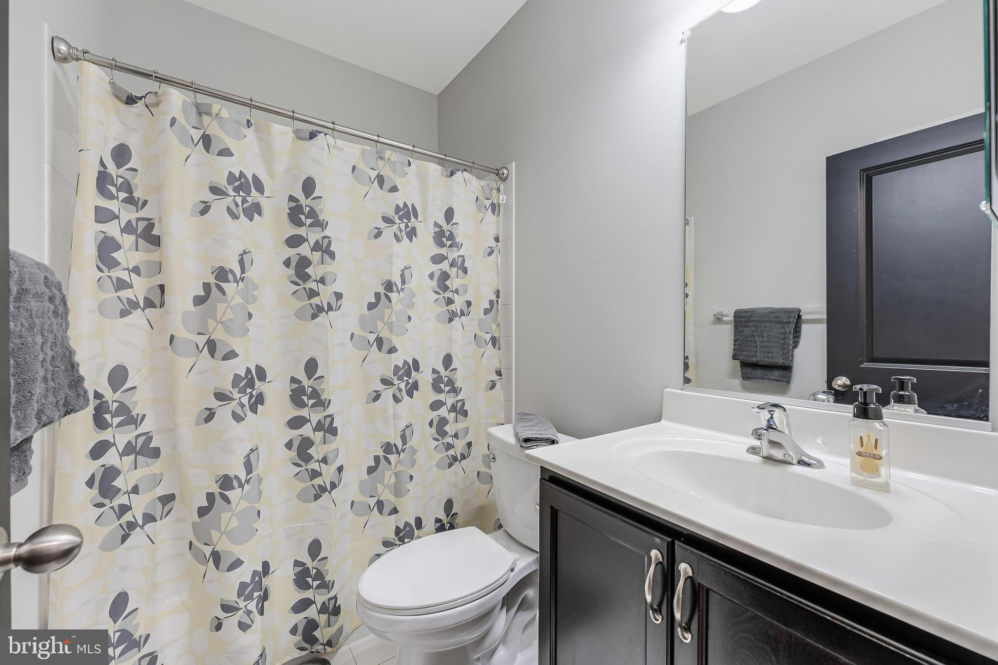 DUTCHMANS CREEK HAMLET - Residential