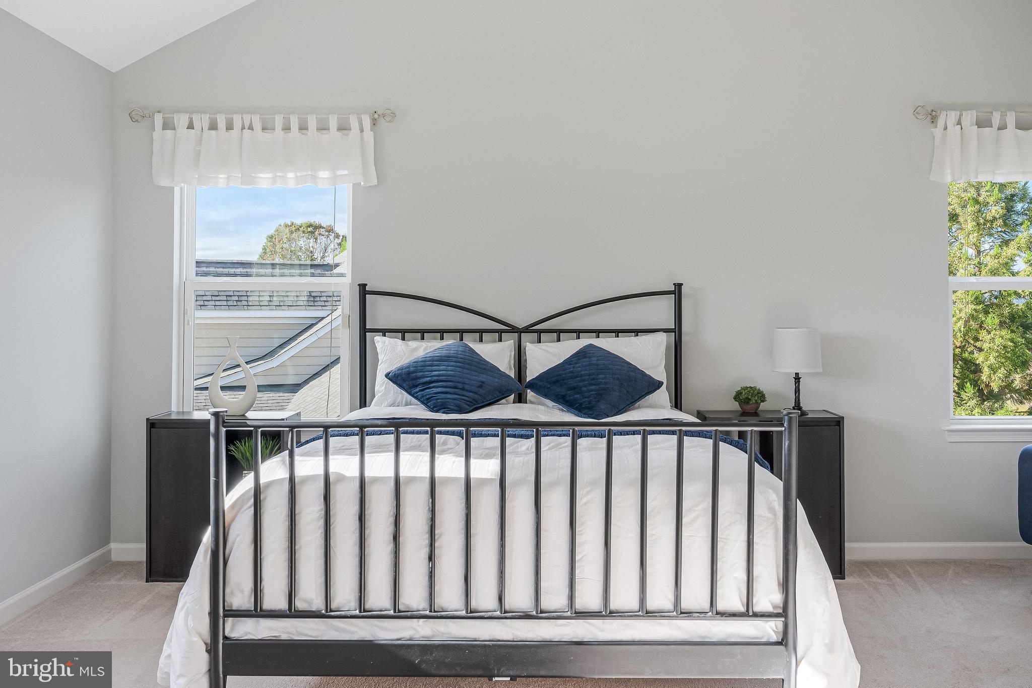 DUTCHMANS CREEK HAMLET - Residential