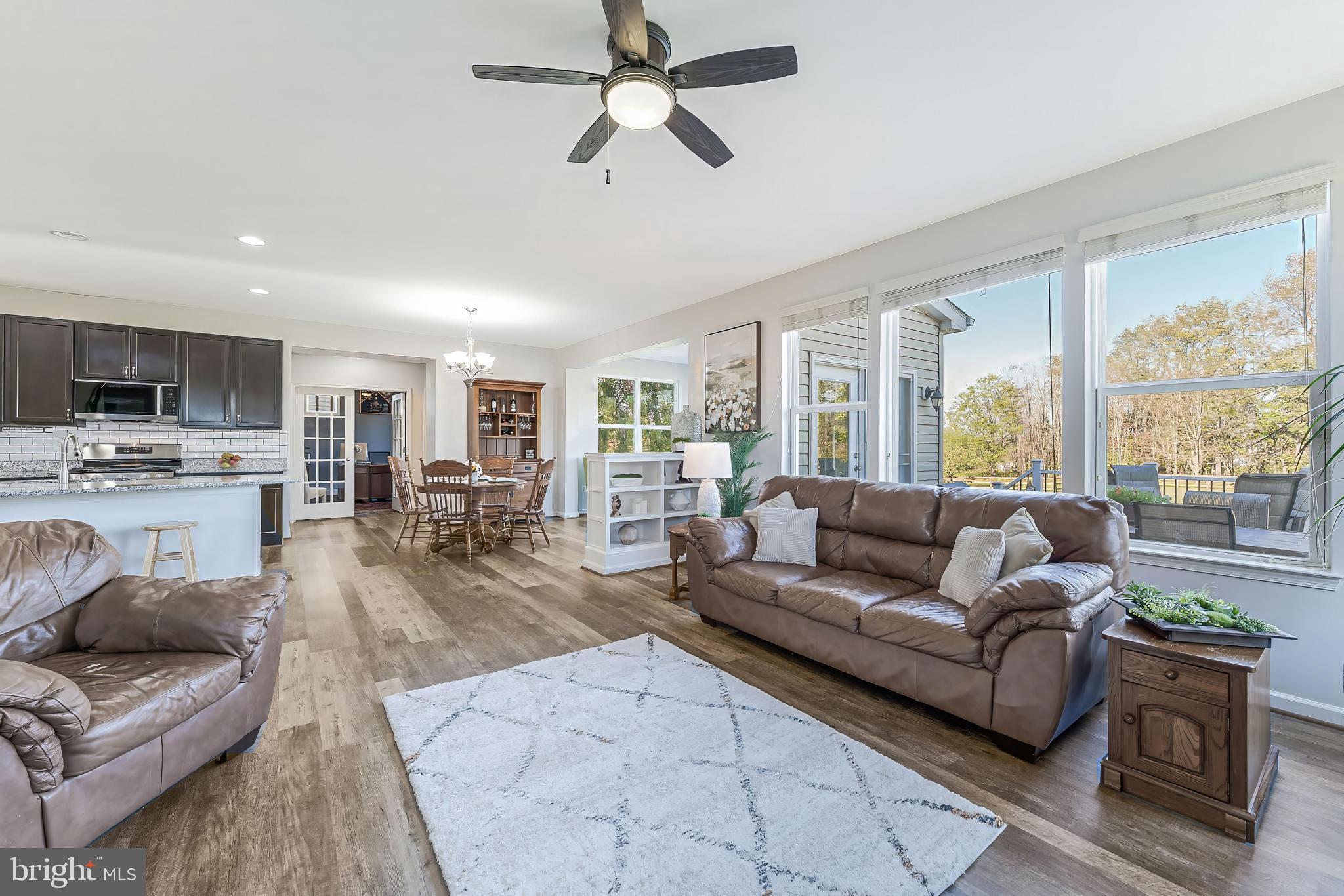 DUTCHMANS CREEK HAMLET - Residential