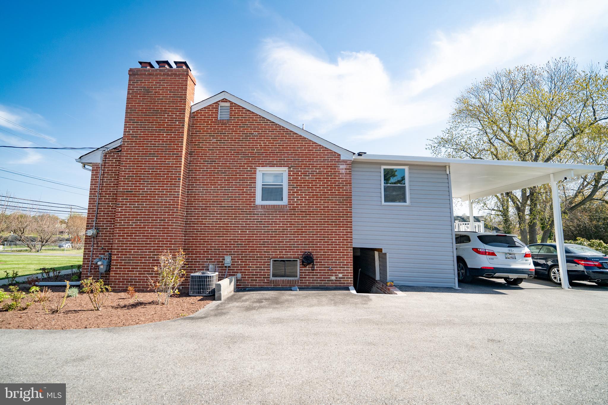 COOLRIDGE ACRES - Residential