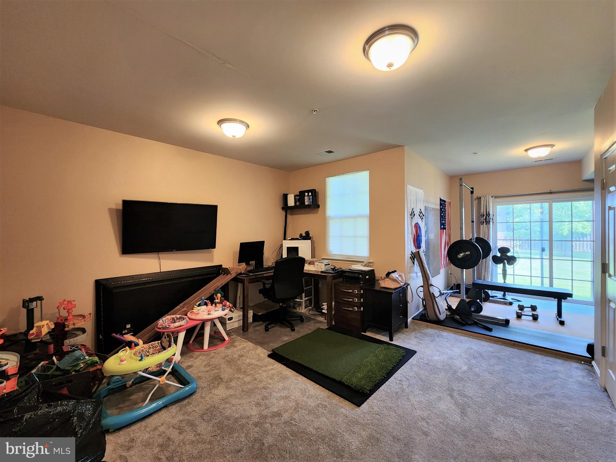 BALLENGER CREEK - Residential Lease