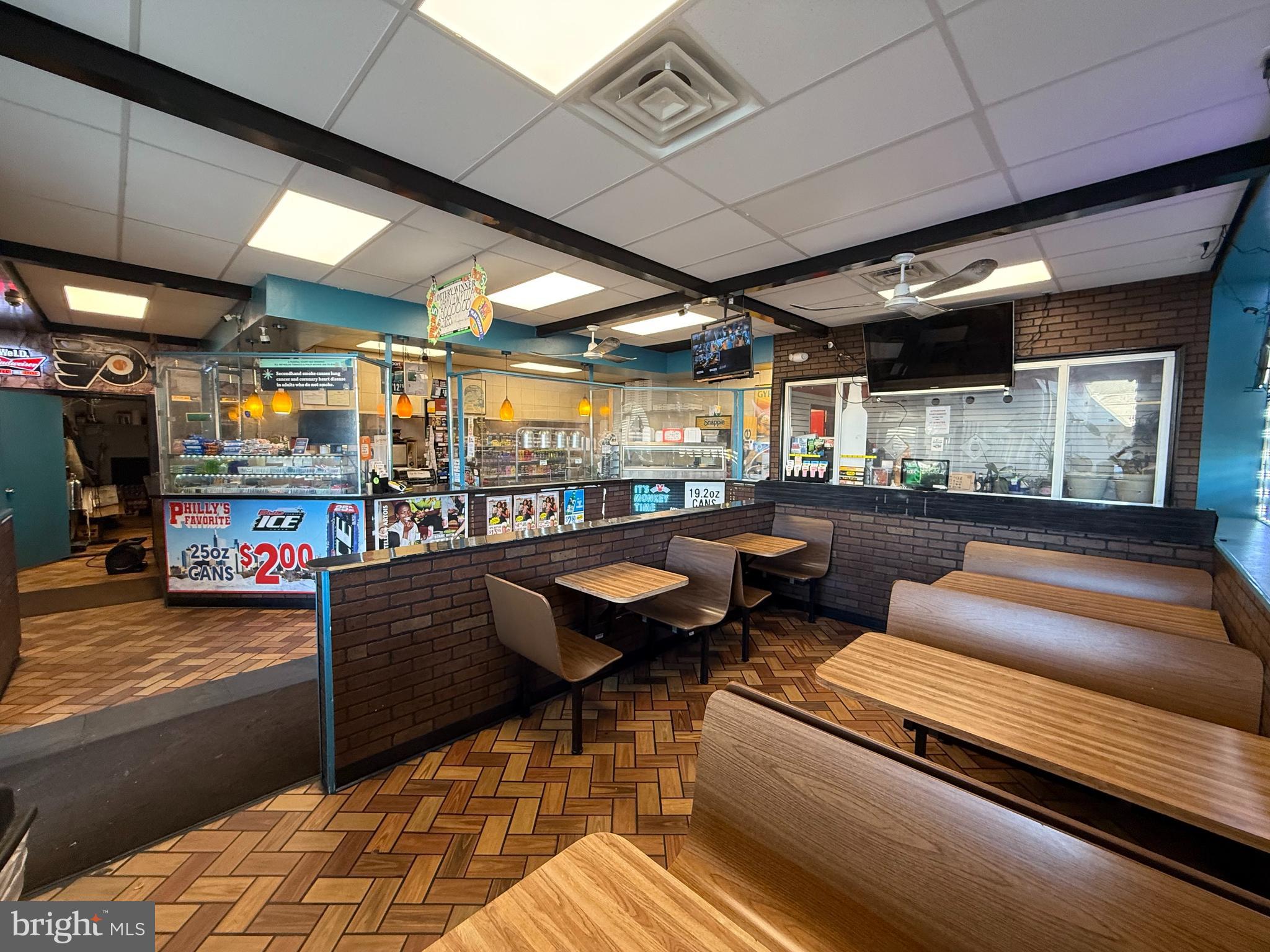 YEADON - Commercial Sale