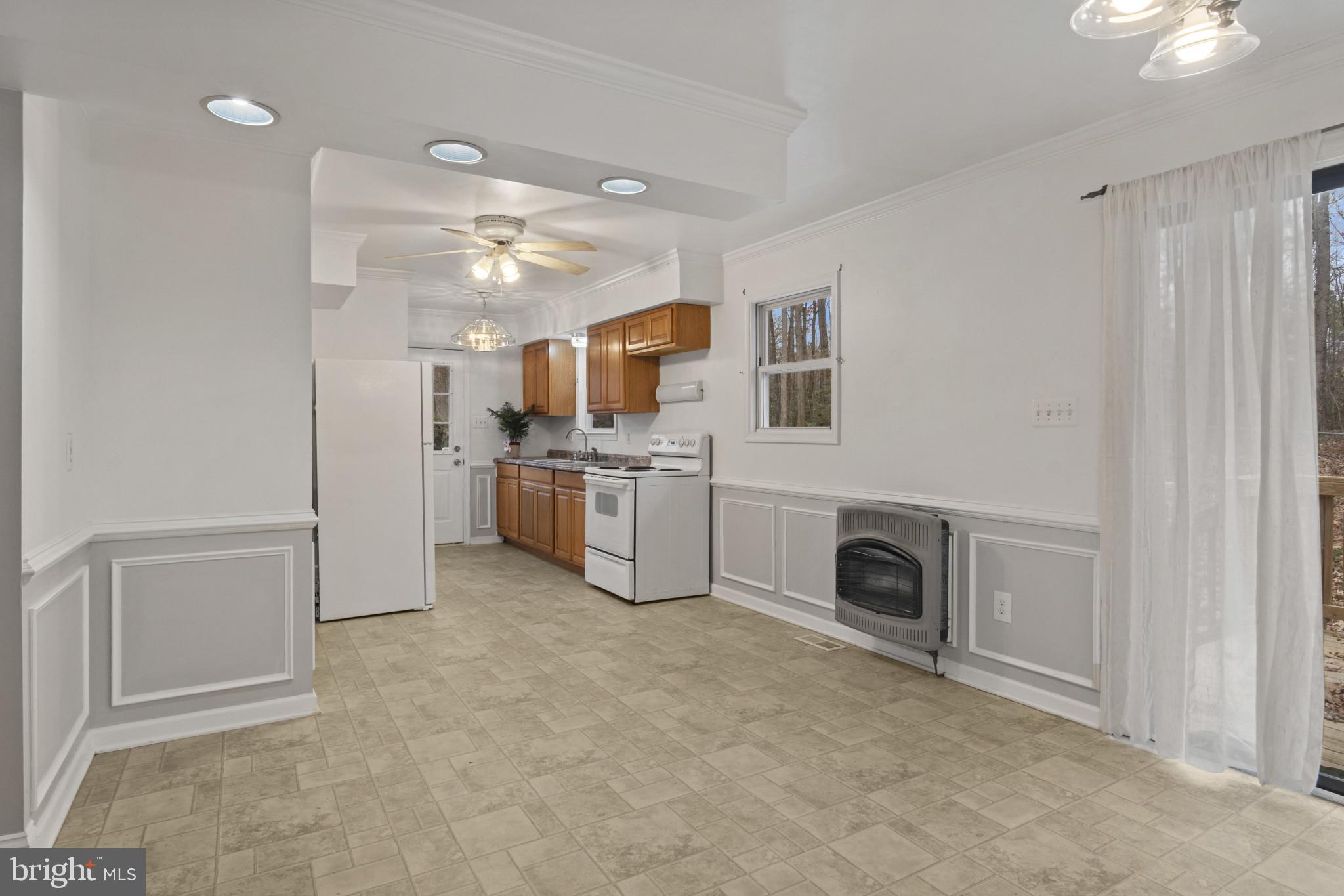 PINE FOREST ESTATES - Residential