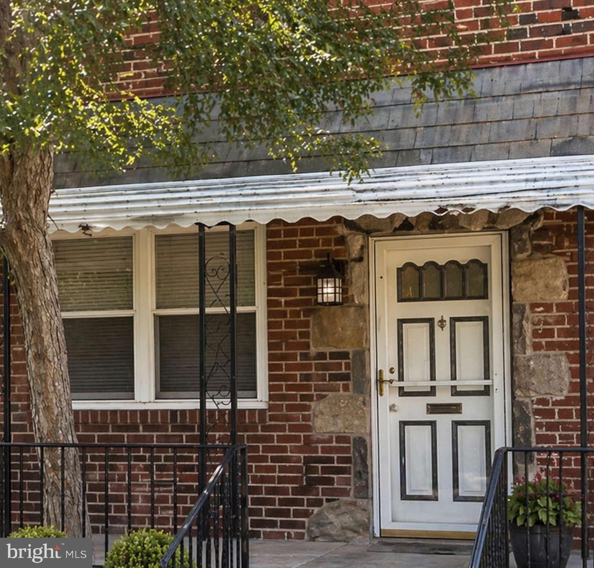 1169 MAGNOLIA AVENUE - Photo 2