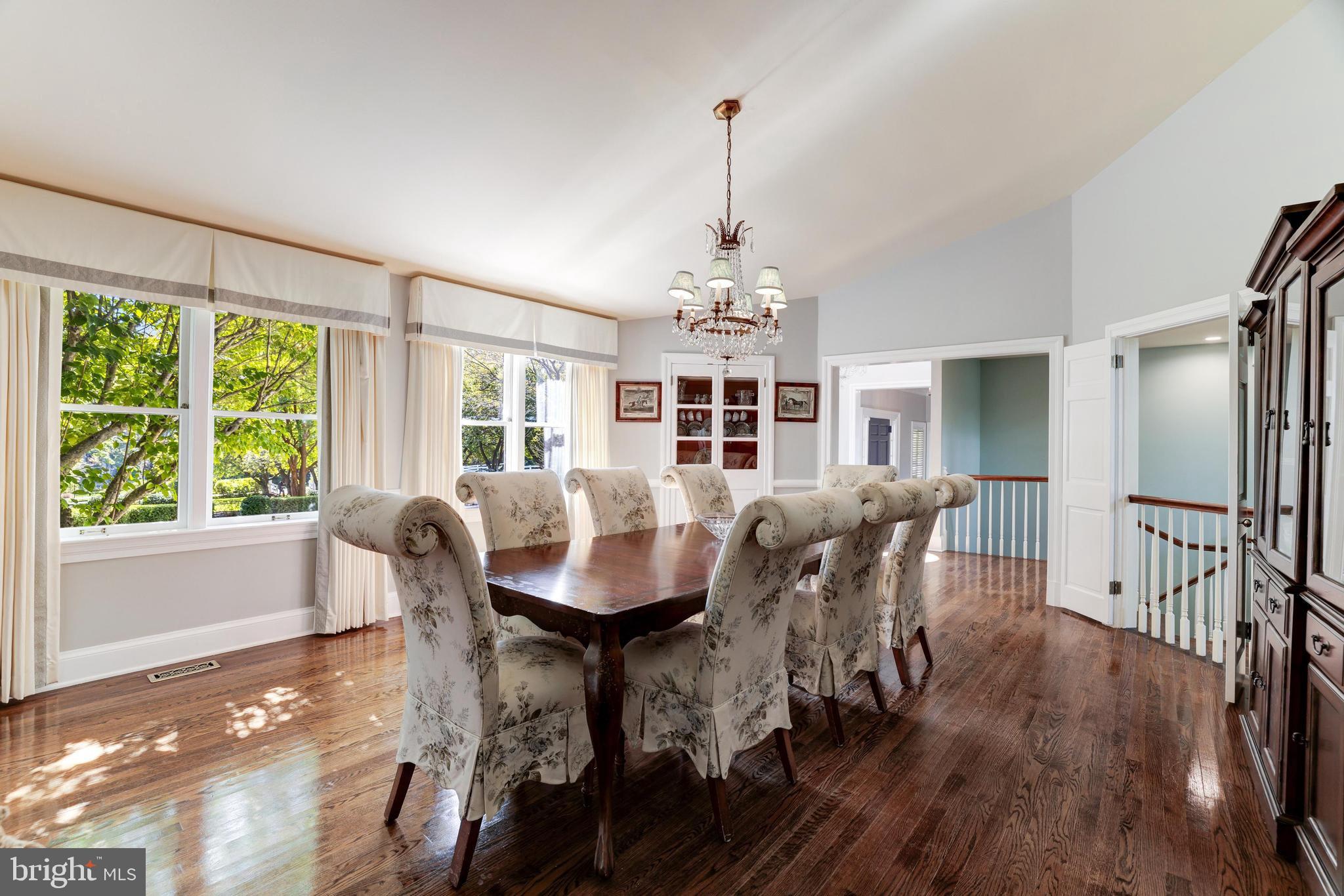 FORESTVILLE - Residential