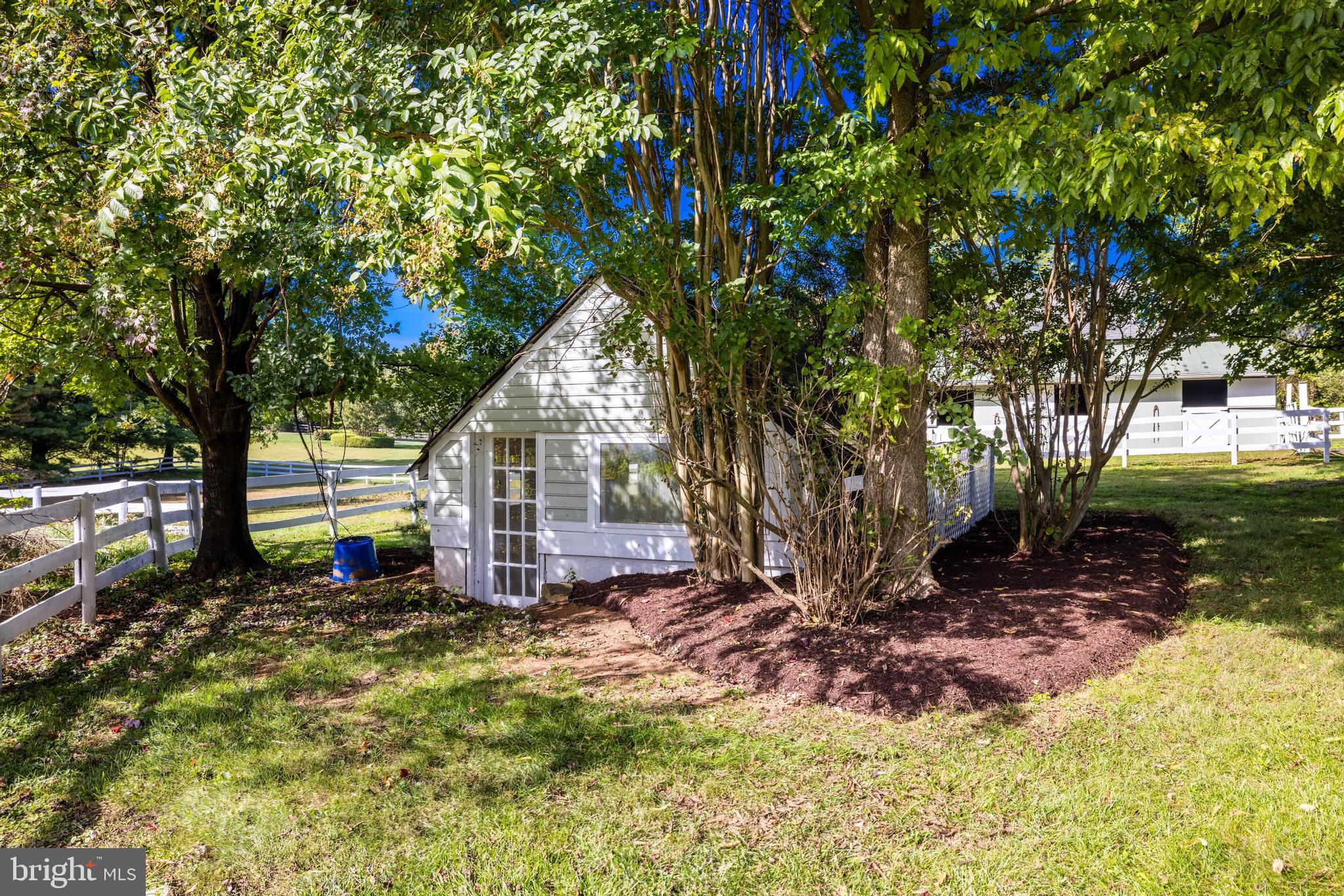 FORESTVILLE - Residential