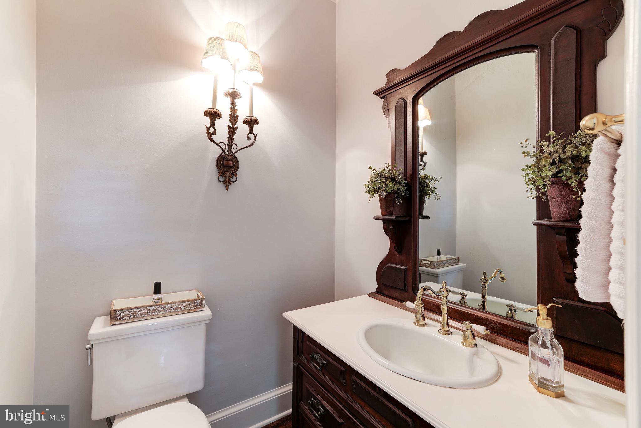 FORESTVILLE - Residential