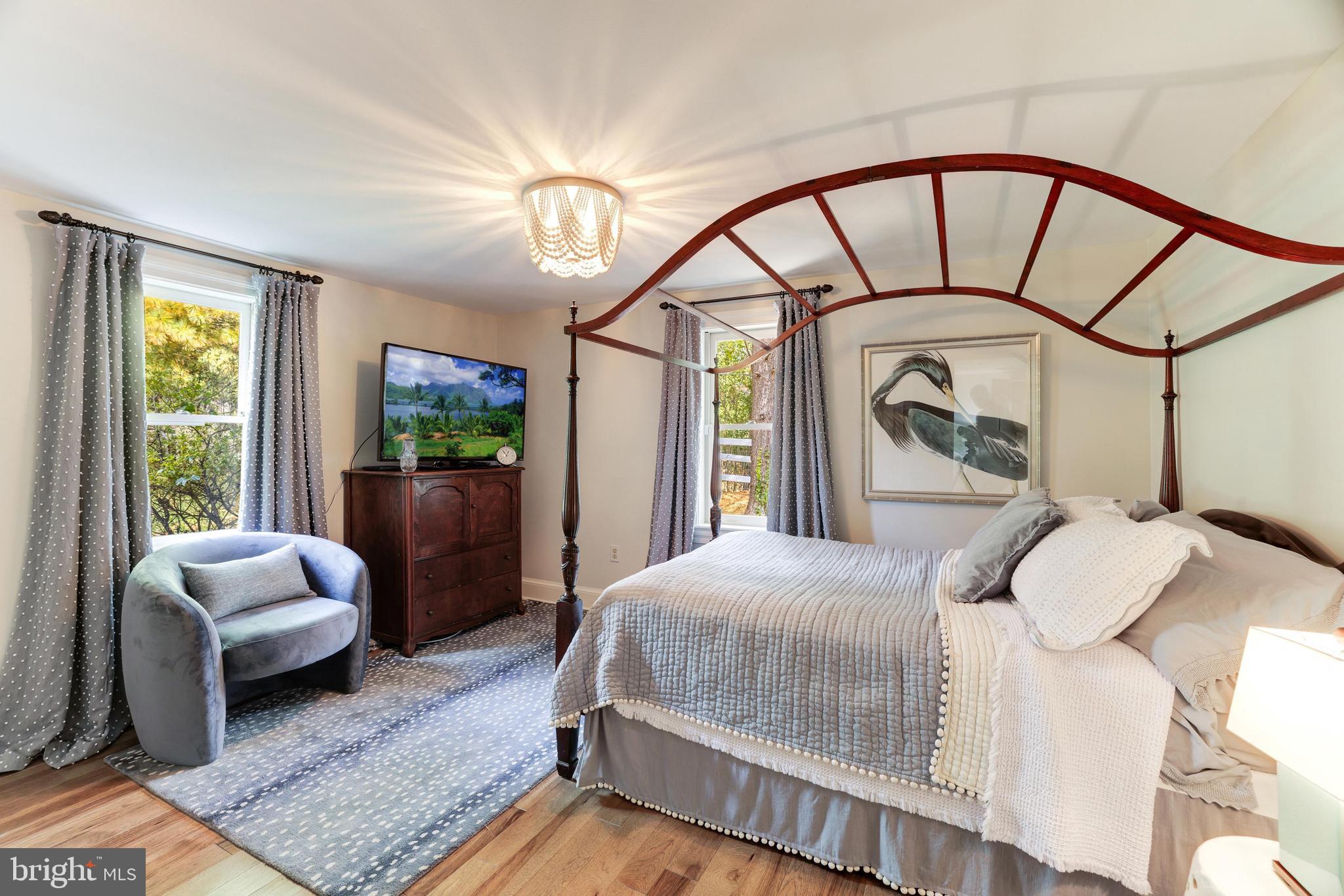 FORESTVILLE - Residential