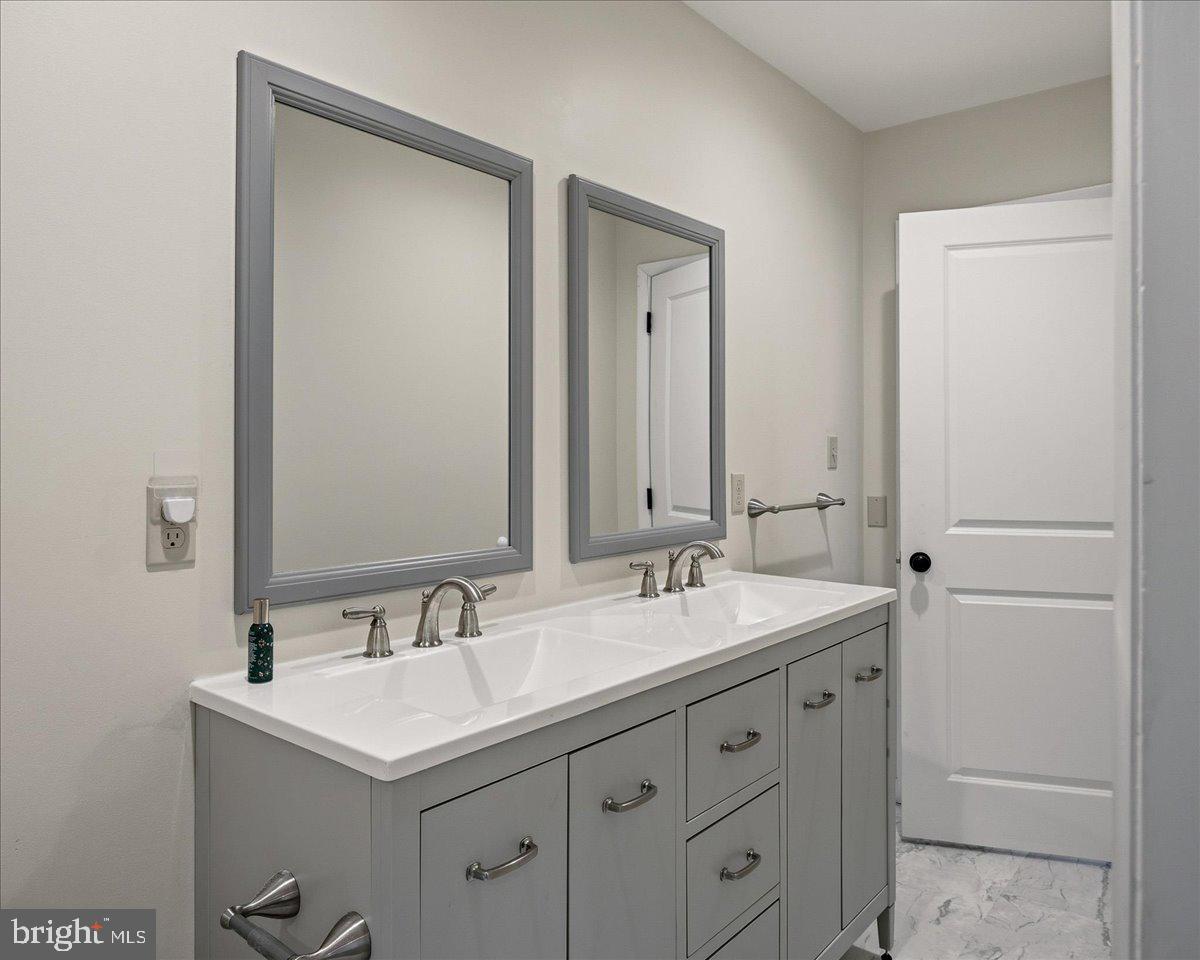 TOWAMENSING TRAILS - Residential