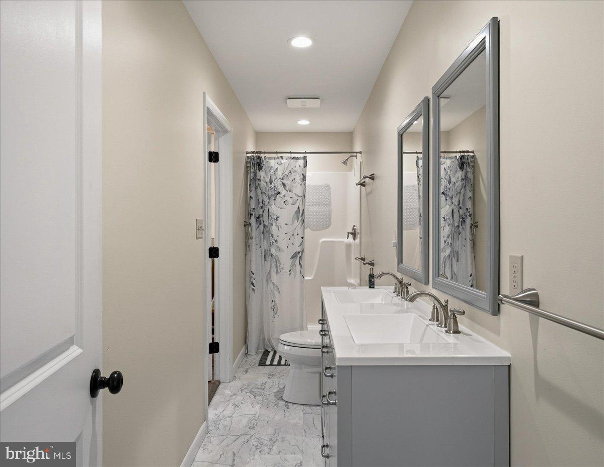 TOWAMENSING TRAILS - Residential