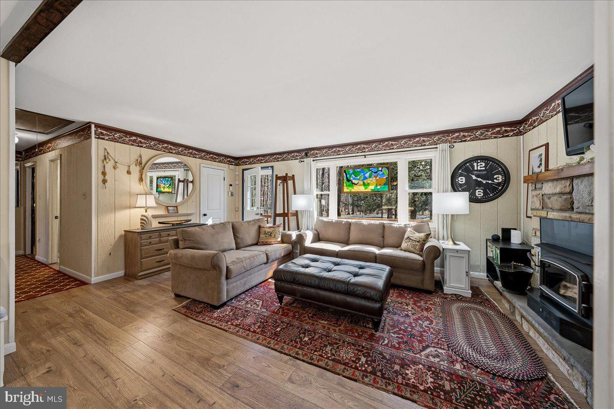 TOWAMENSING TRAILS - Residential