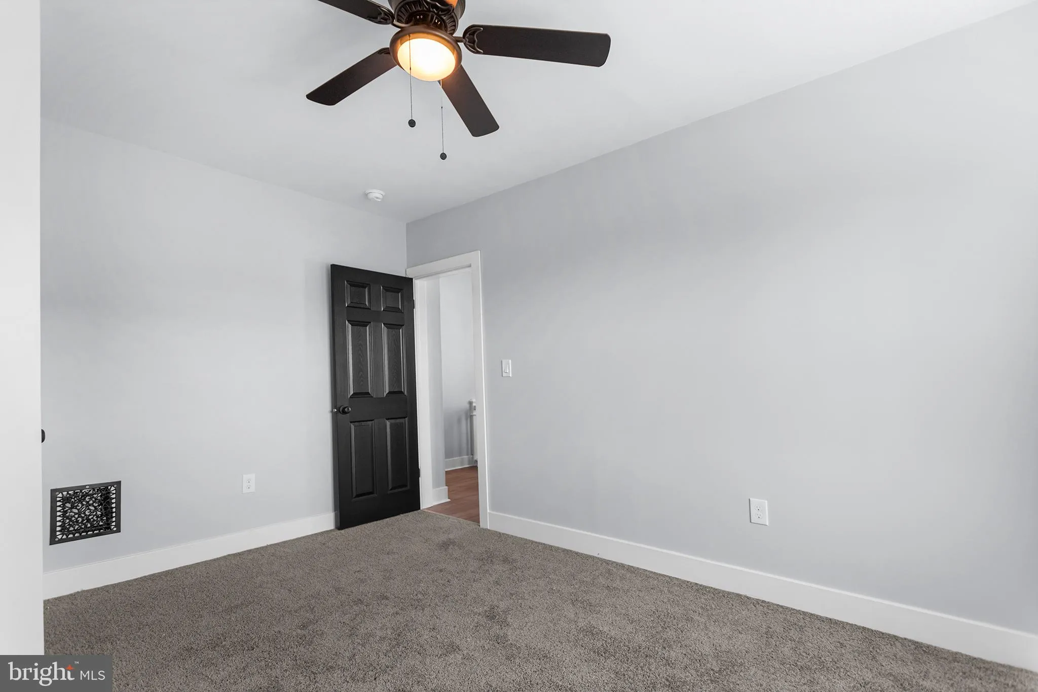 Marcus Hook, Pennsylvania 19061, United States, 3 Bedrooms Bedrooms, ,1 BathroomBathrooms,Residential,Contingent,122260