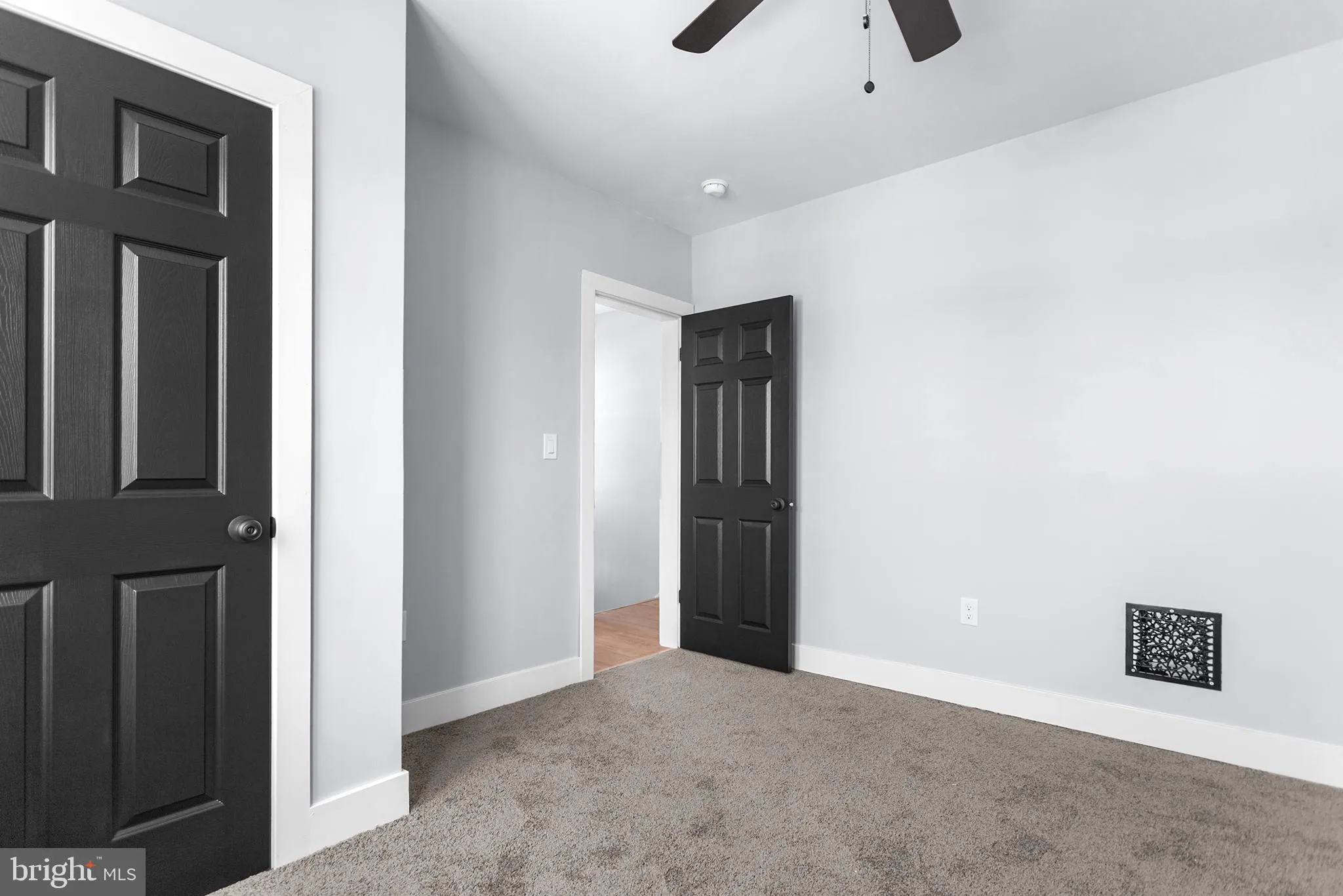 Marcus Hook, Pennsylvania 19061, United States, 3 Bedrooms Bedrooms, ,1 BathroomBathrooms,Residential,Contingent,122260