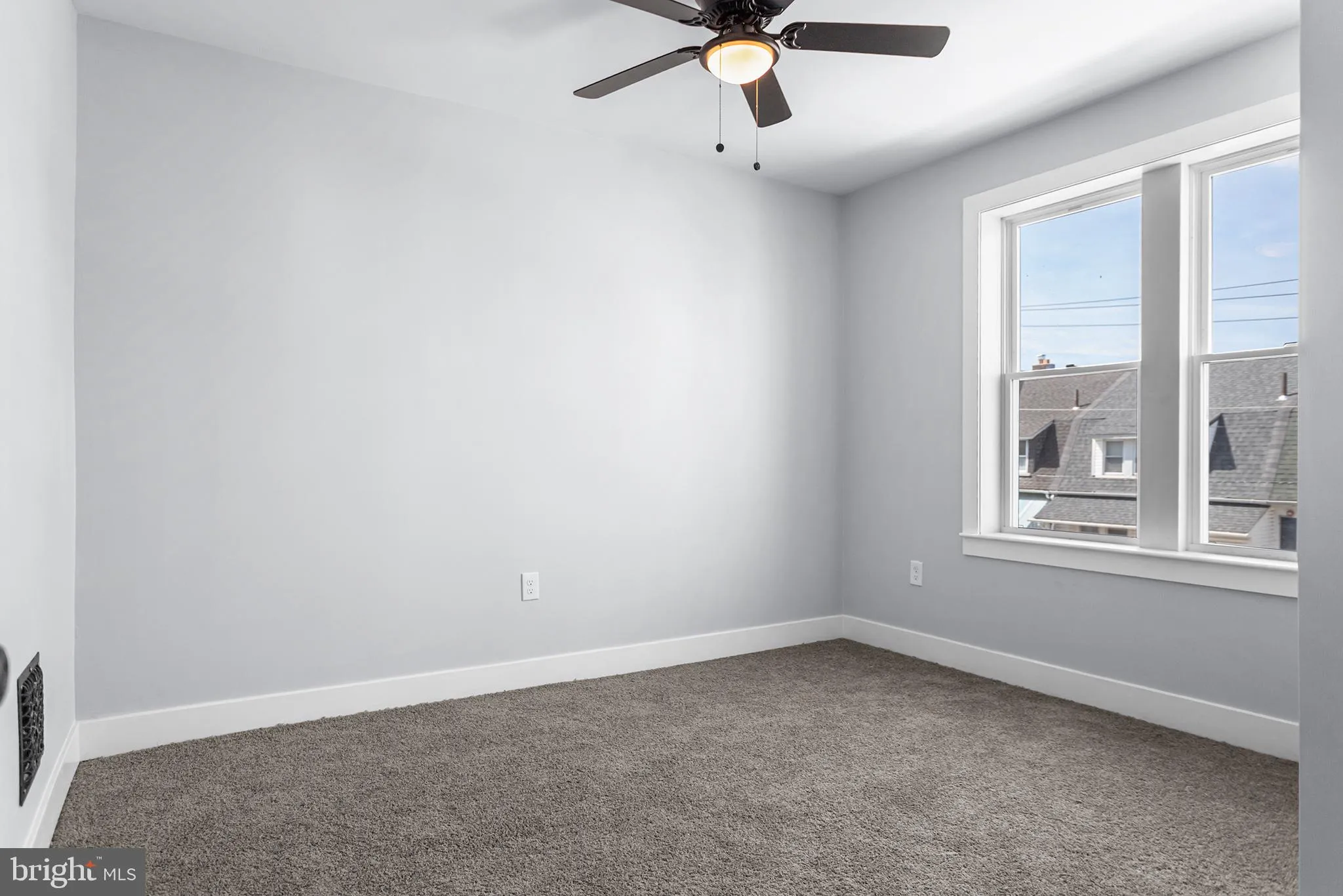 Marcus Hook, Pennsylvania 19061, United States, 3 Bedrooms Bedrooms, ,1 BathroomBathrooms,Residential,Contingent,122260