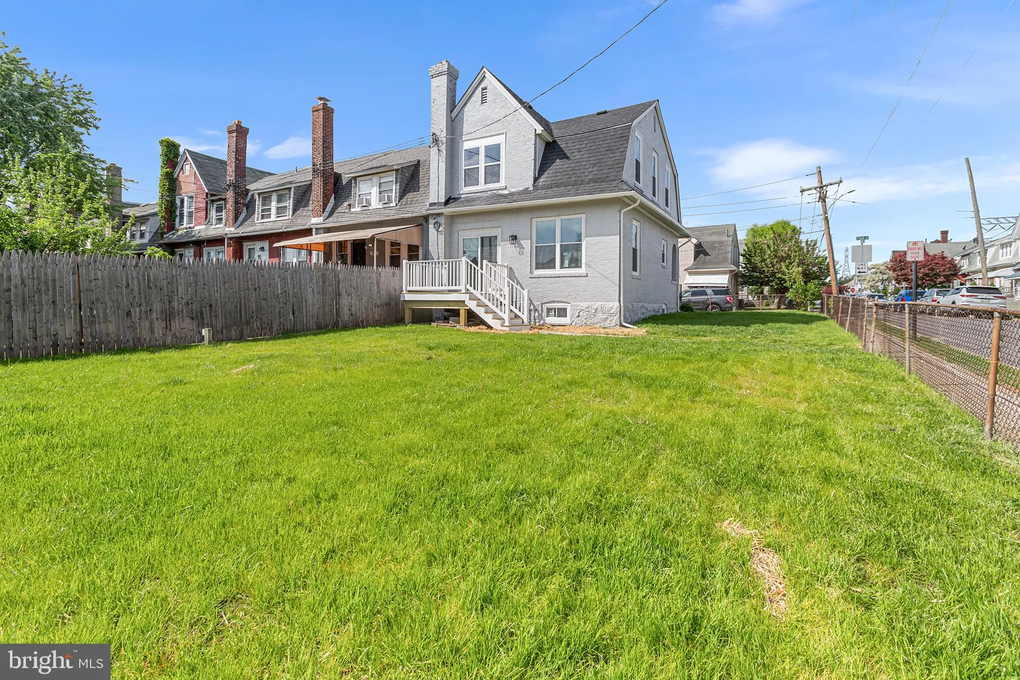 Marcus Hook, Pennsylvania 19061, United States, 3 Bedrooms Bedrooms, ,1 BathroomBathrooms,Residential,Contingent,122260