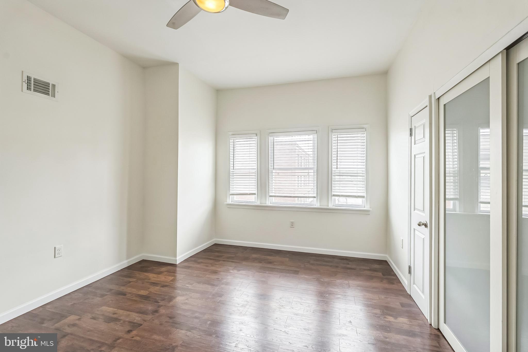 CARROLL PARK - Residential Lease