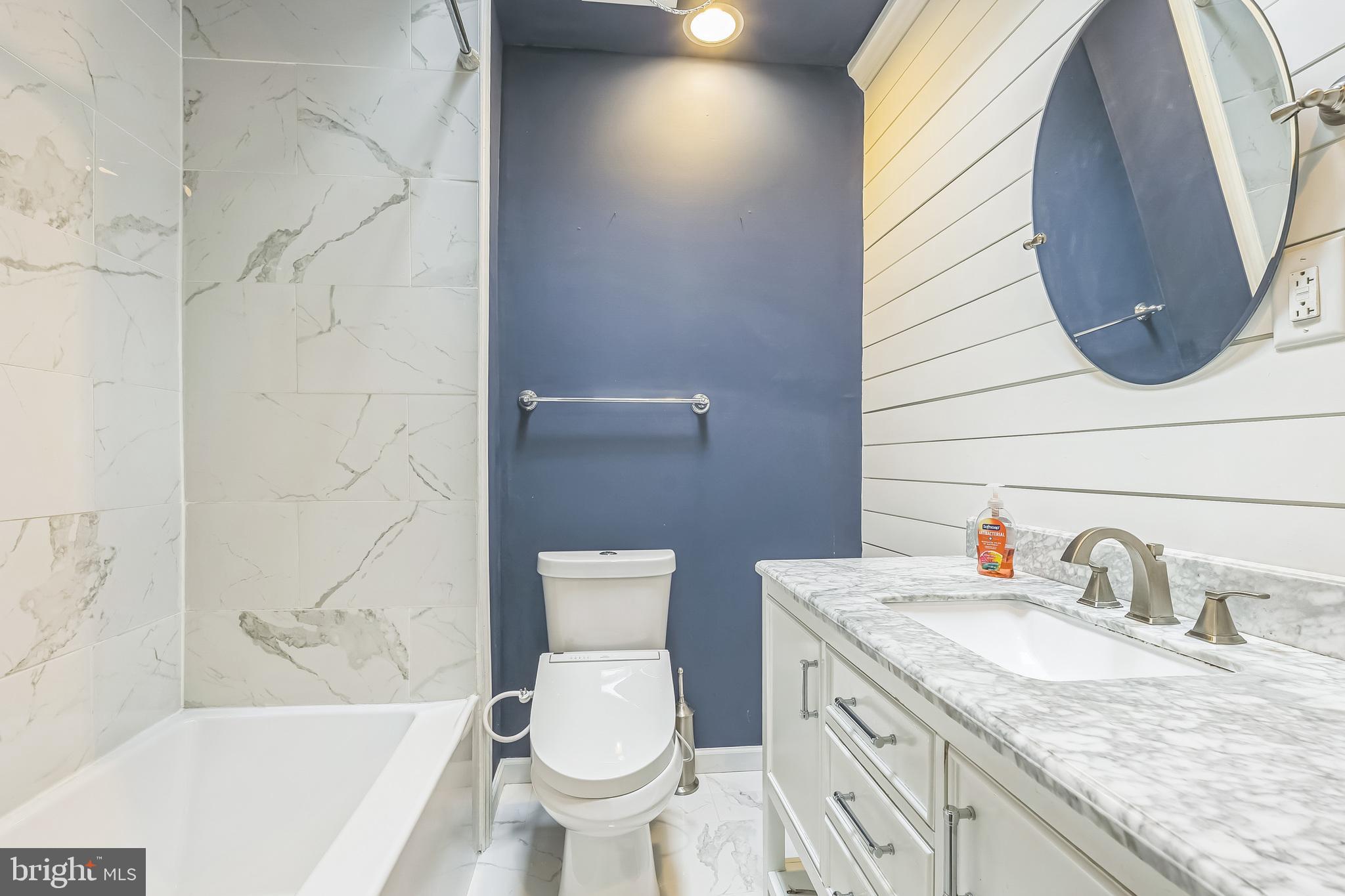 CARROLL PARK - Residential Lease