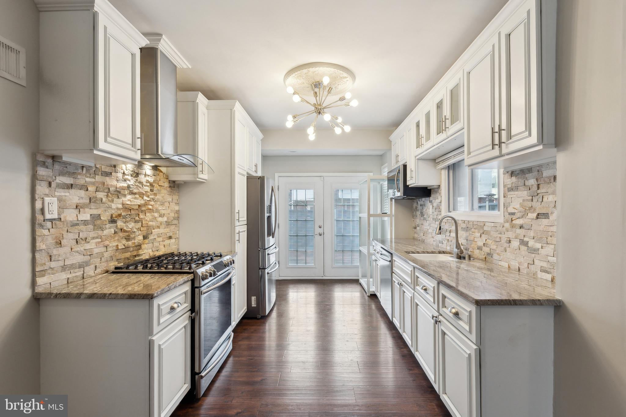 CARROLL PARK - Residential Lease