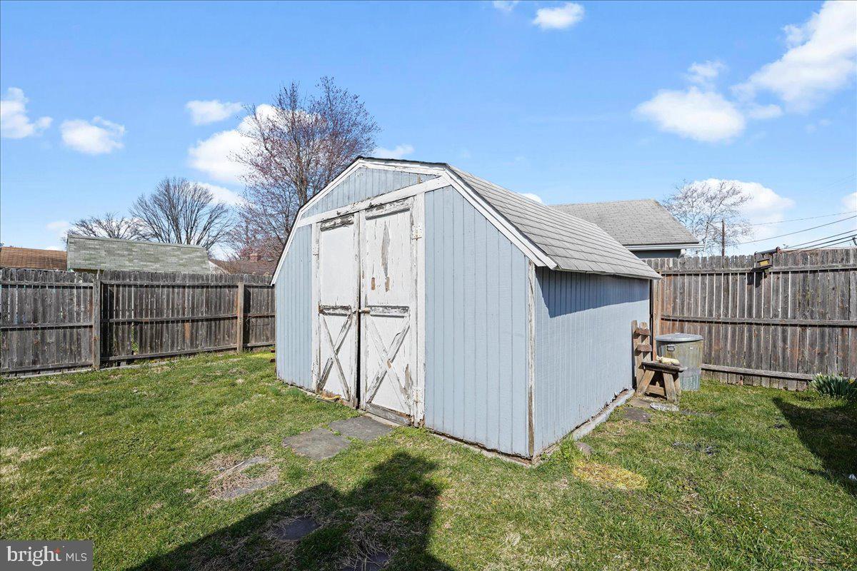 MILMONT PARK - Residential