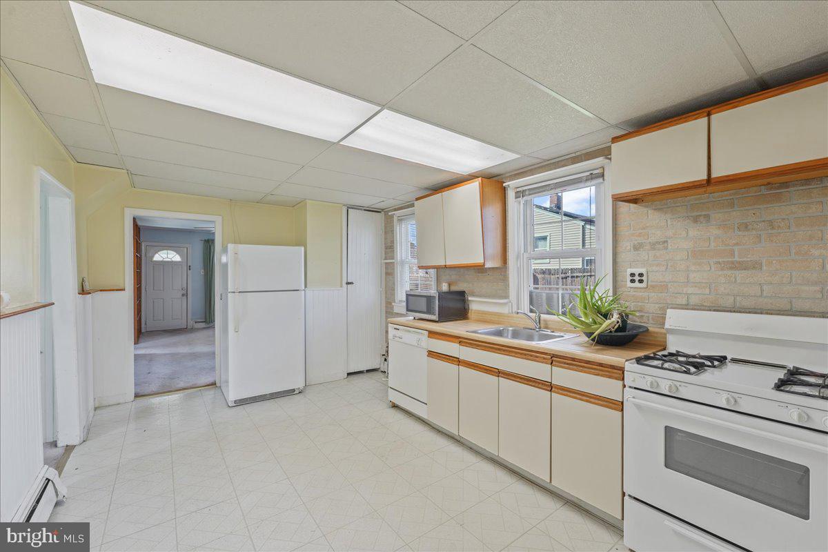 MILMONT PARK - Residential