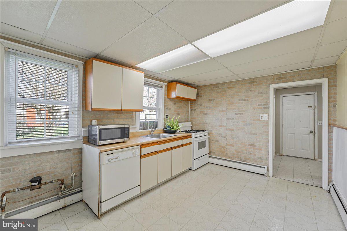 MILMONT PARK - Residential