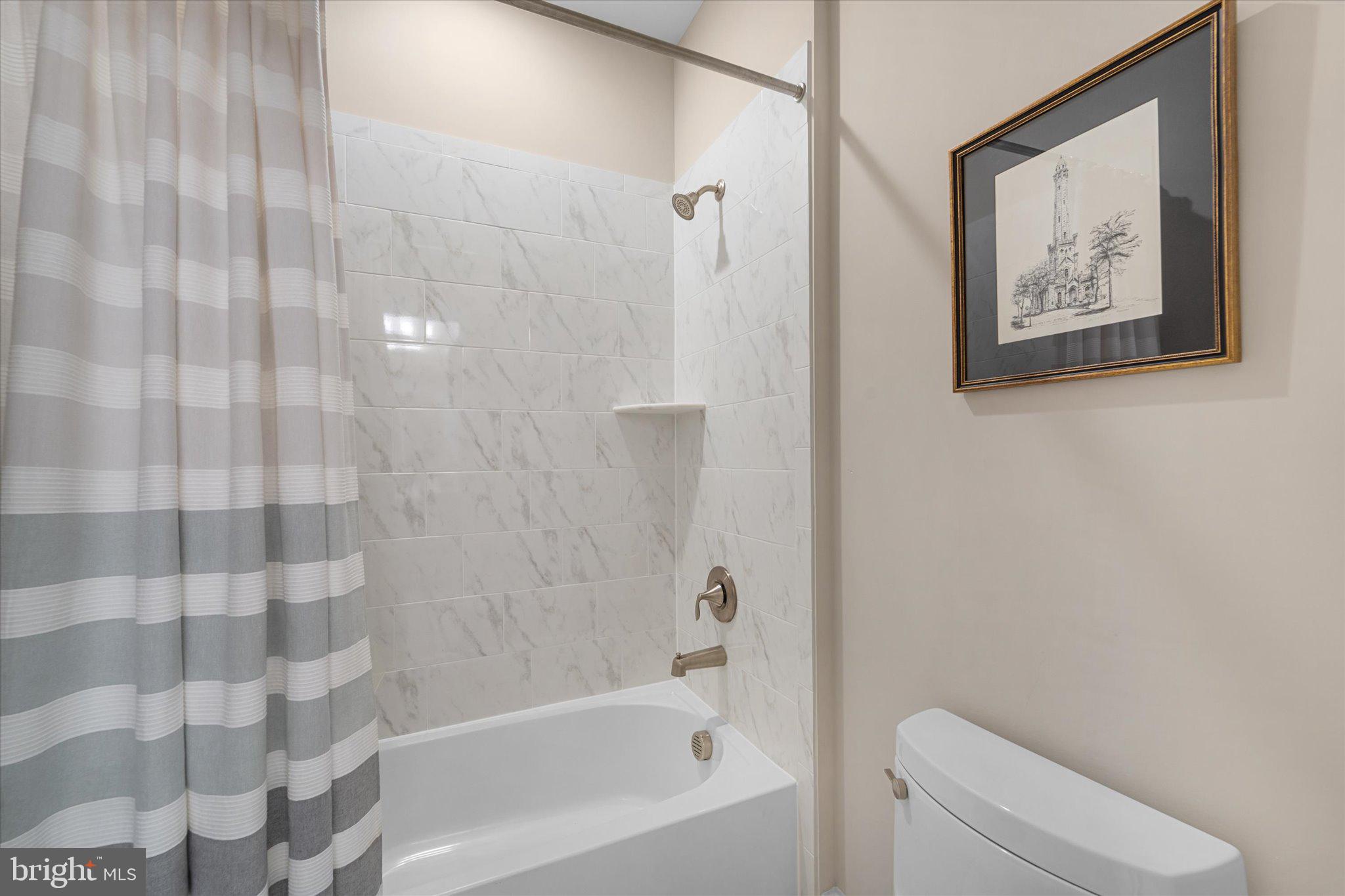 RESERVE AT OAKVIEW - Residential