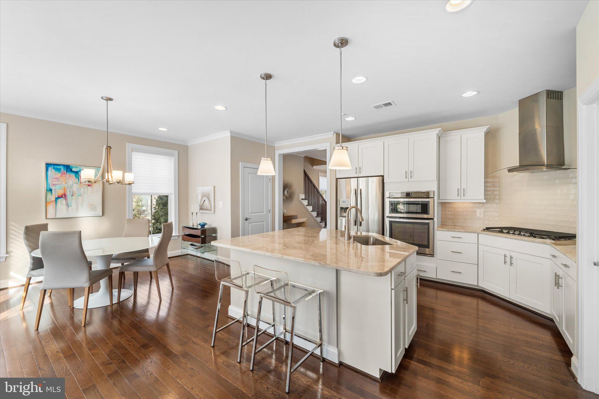 RESERVE AT OAKVIEW - Residential