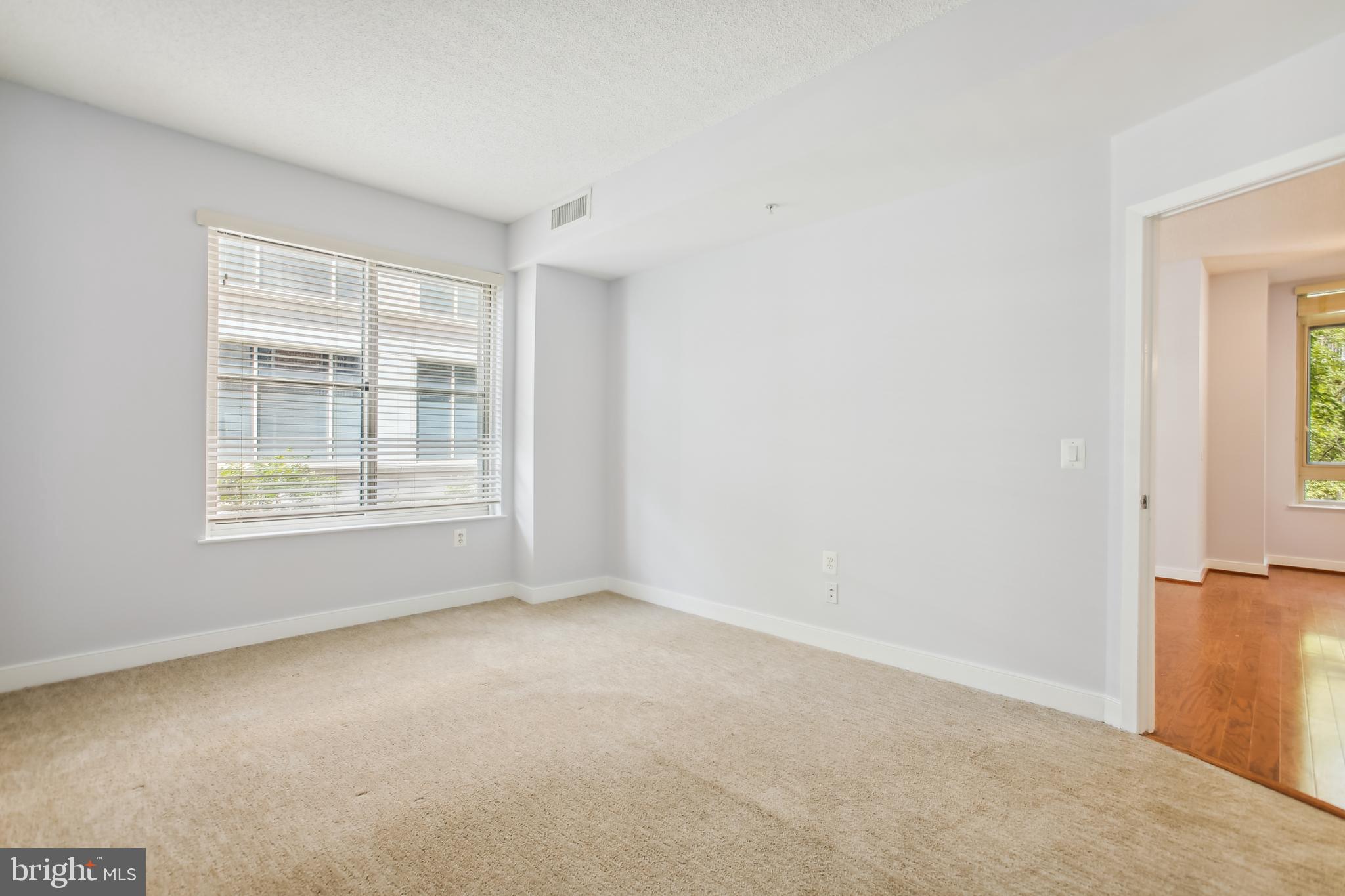 HAWTHORN - Residential Lease