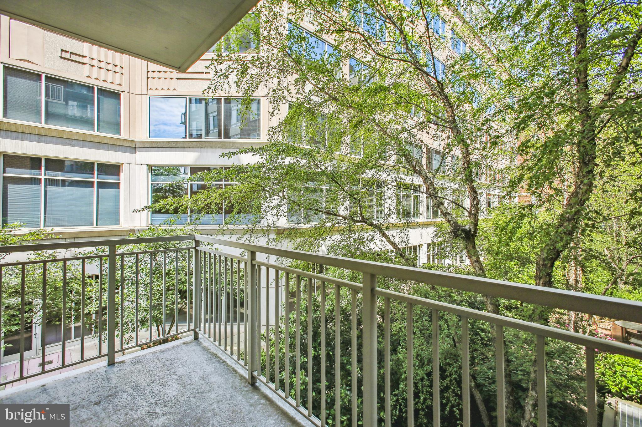 HAWTHORN - Residential Lease