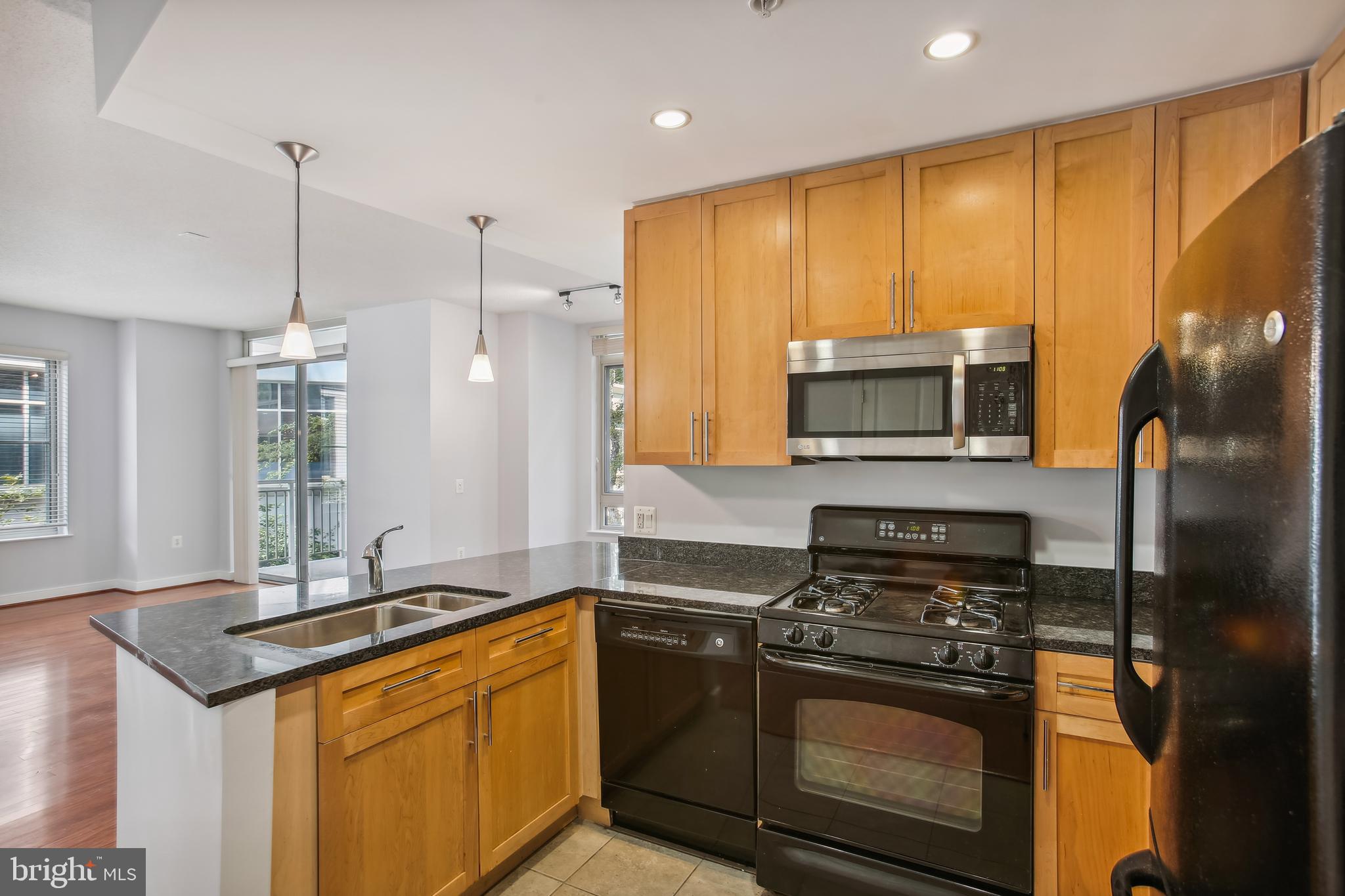 HAWTHORN - Residential Lease