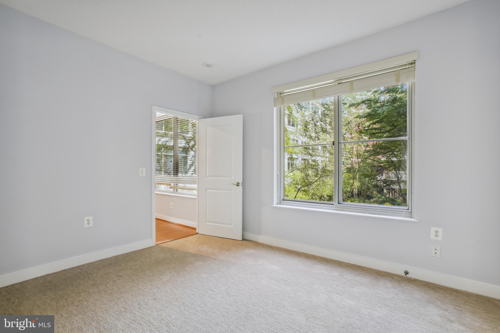 HAWTHORN - Residential Lease