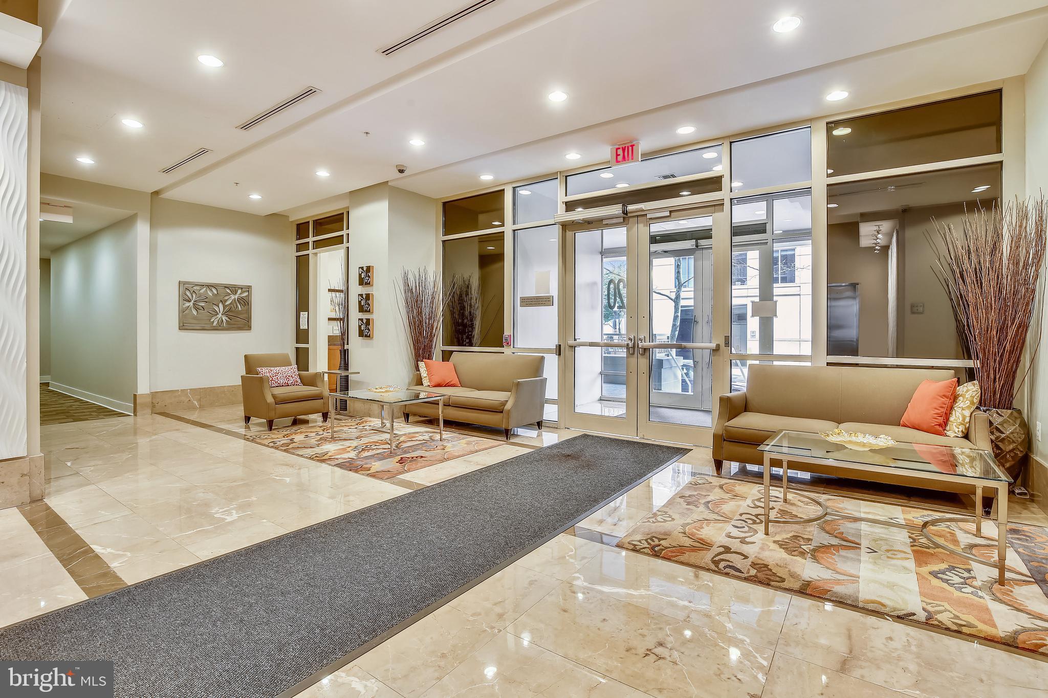 HAWTHORN - Residential Lease