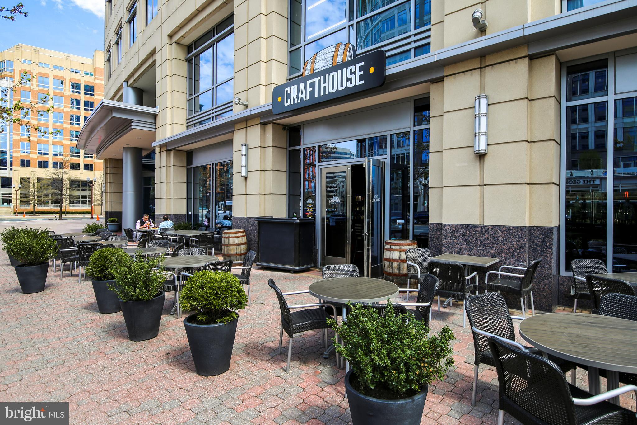 HAWTHORN - Residential Lease